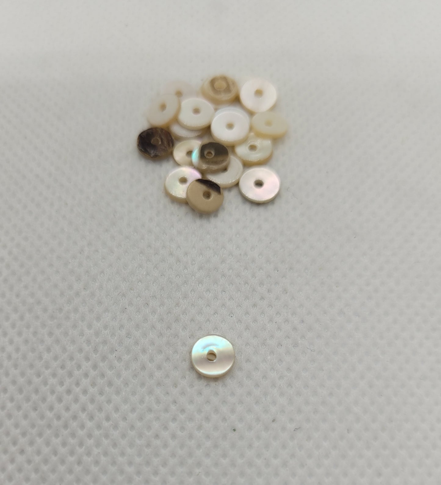 Natural Freshwater Shell Beads, Heishi Beads, Flat Round Disc, 20 pieces, Natural oyster colours from light to dark, 6x1mm, Hole 1mm
