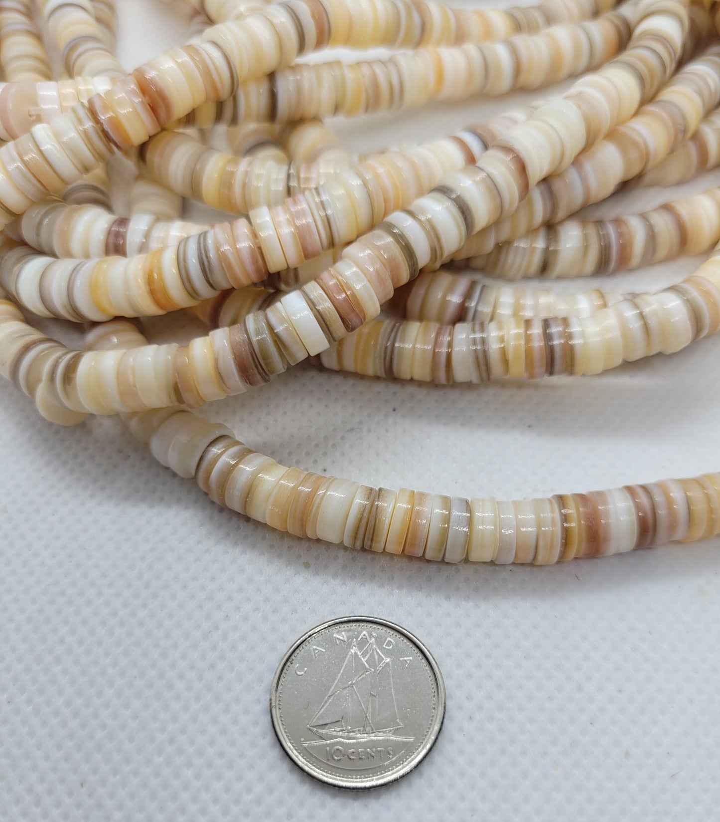 Natural Freshwater Shell Beads, Heishi Beads, Flat Round Disc, 1 strand, 7~8x0.5~2.5mm, Hole 0.8mm, about 200pcs/Strand, 15.16 inch(38.5cm)