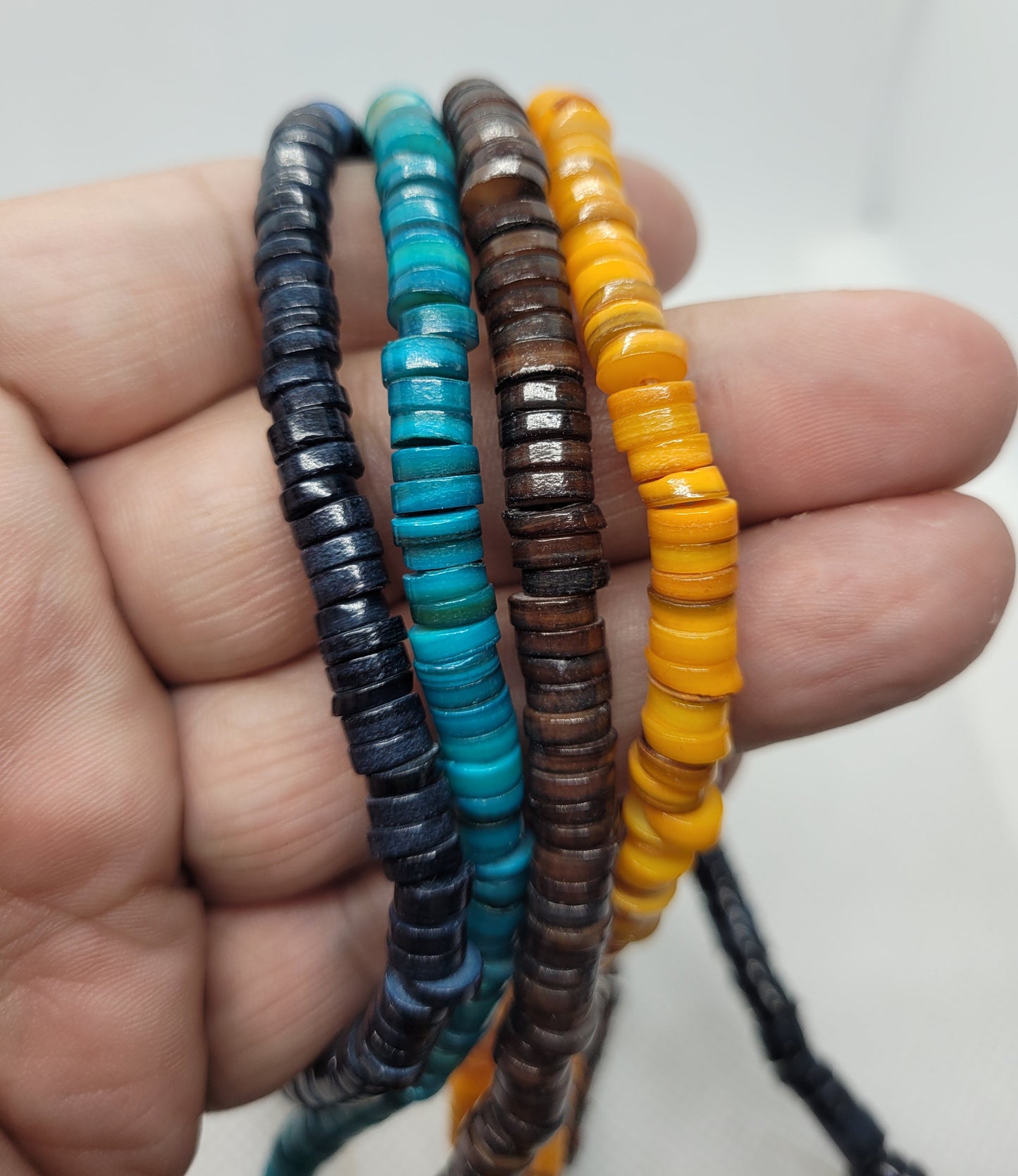 Natural Freshwater Shell Beads, 1 strand, 4 Colours, Dyed, Flat Round Disc, 6x6x1~2.5mm, Hole: 1mm, about 200pcs/strand, approx 15" strand