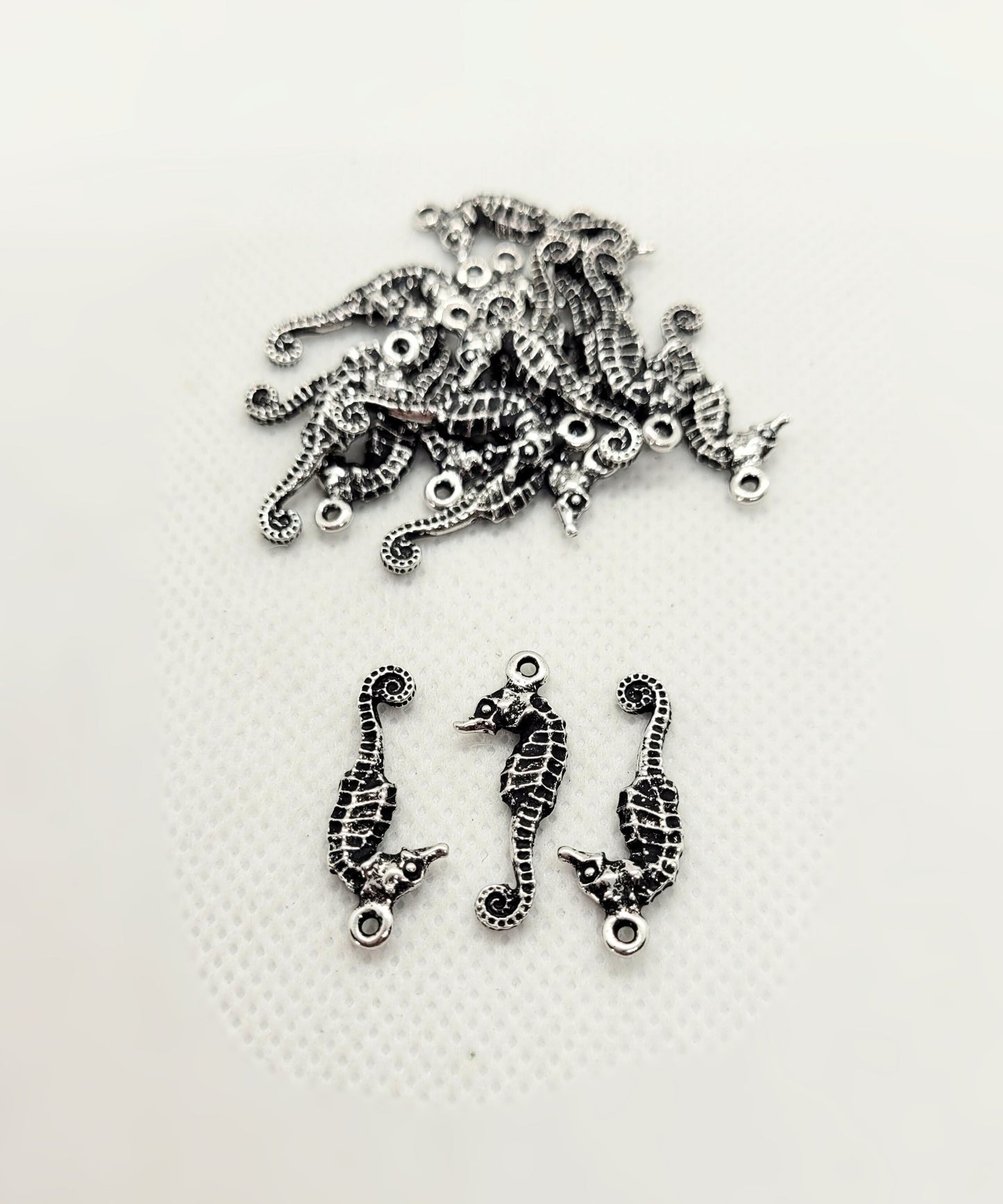 Silver Seahorse Charm Pendant by TierraCast, Cast Pewter, Lead Free, 25x10mm, Hole 2mm