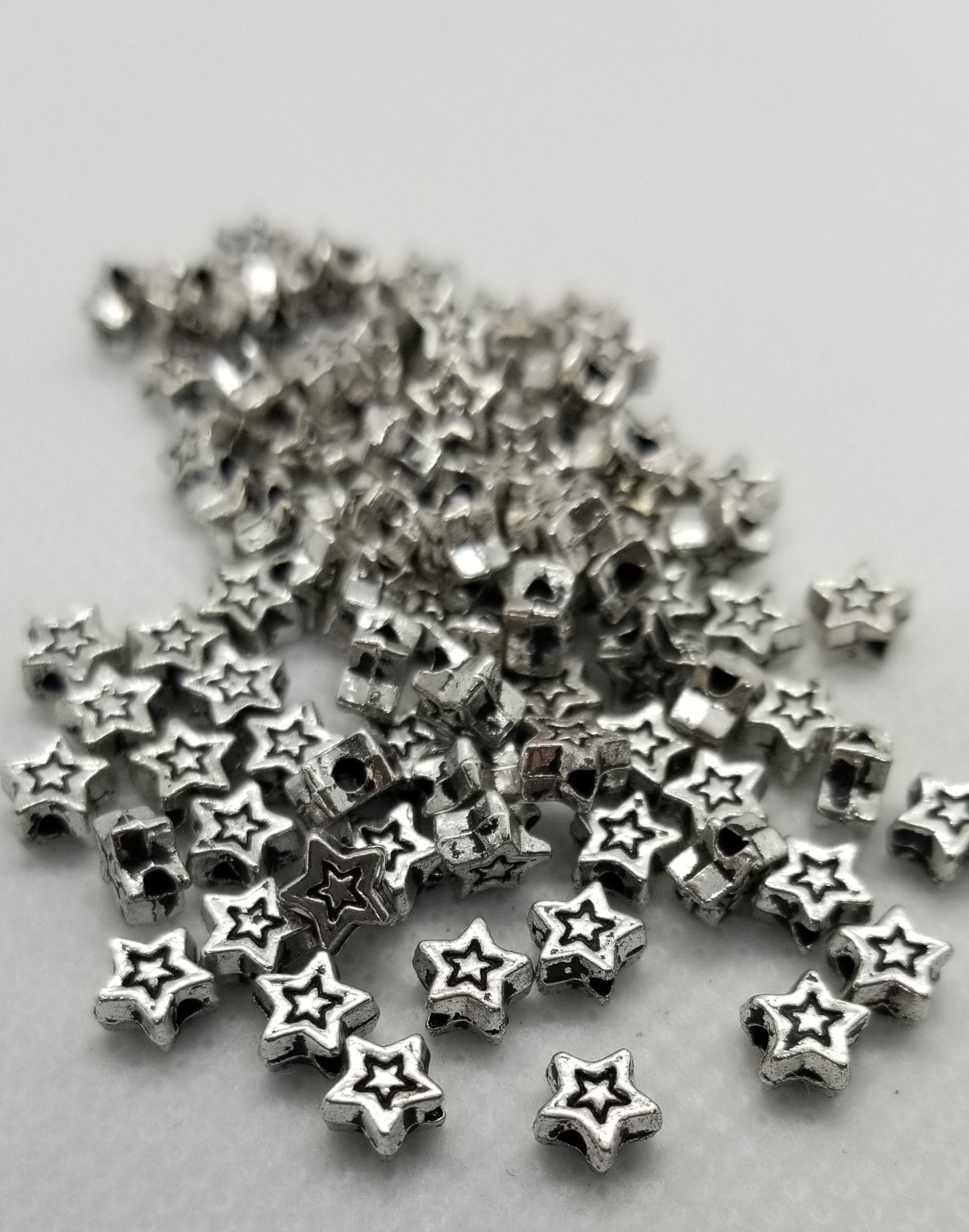 10 pieces Silver Star Spacer Beads, Tibetan Style Alloy, Star shape, Cadmium, Nickel, Lead Free, Antique Silver, 6x3mm thick, Hole 1mm