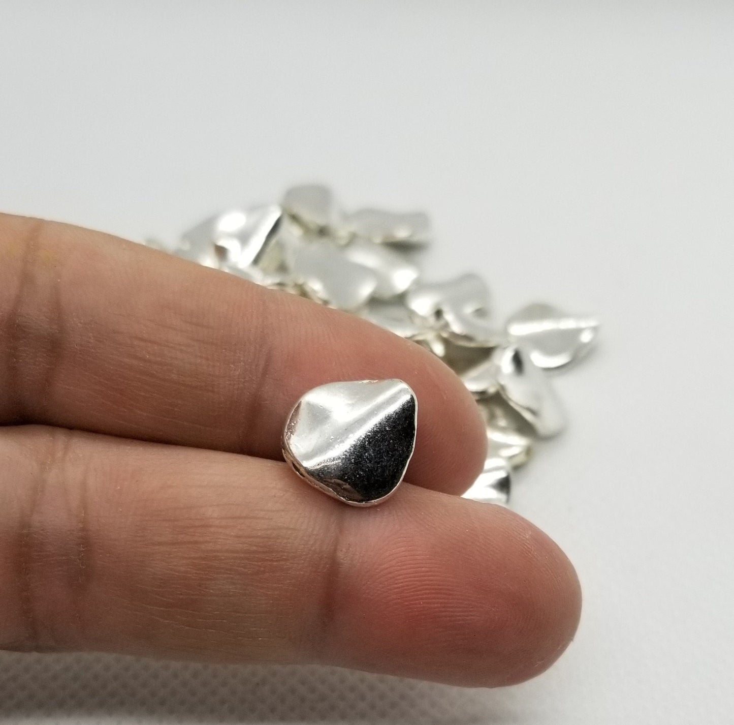 5 pieces Silver Wavy Spacer Beads, Tibetan Style Alloy, Cadmium, Lead Free, Flat Round, Wavy , 12.5x12mm, 3.5mm thick, hole 2mm