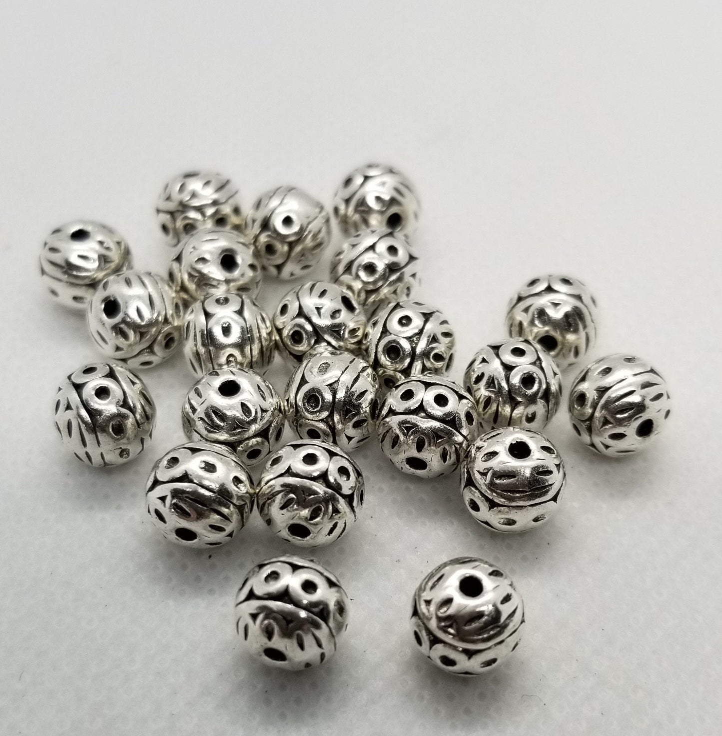 10 pieces Round Silver Spacers, Tibetan Alloy, Lead, Nickel, Cadmium Free, Antique Silver, 8mm, Hole: 1mm