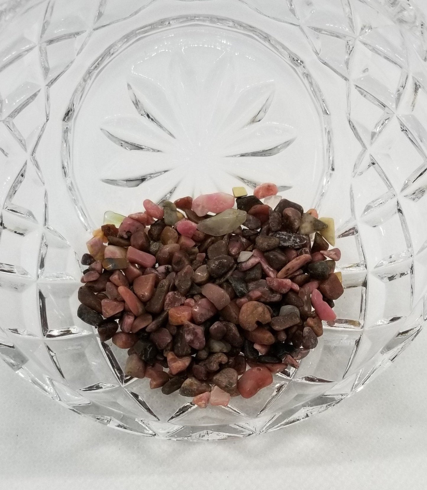 30 grams Natural Rhodonite Crystal Chips, No Hole, Undrilled, Small to Medium size, about 2~8x2~4mm