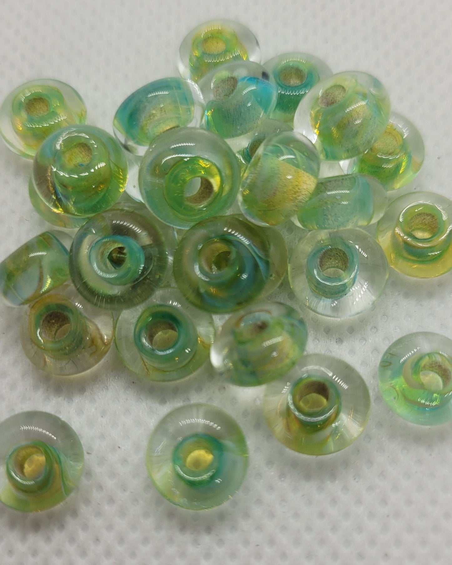 5 pcs Unique Lampwork Glass Beads, Handmade Spring Green, Size approx. Diam 8.25-9.25mm, Width 5mm, Large Hole 2-2.5mm, Durable