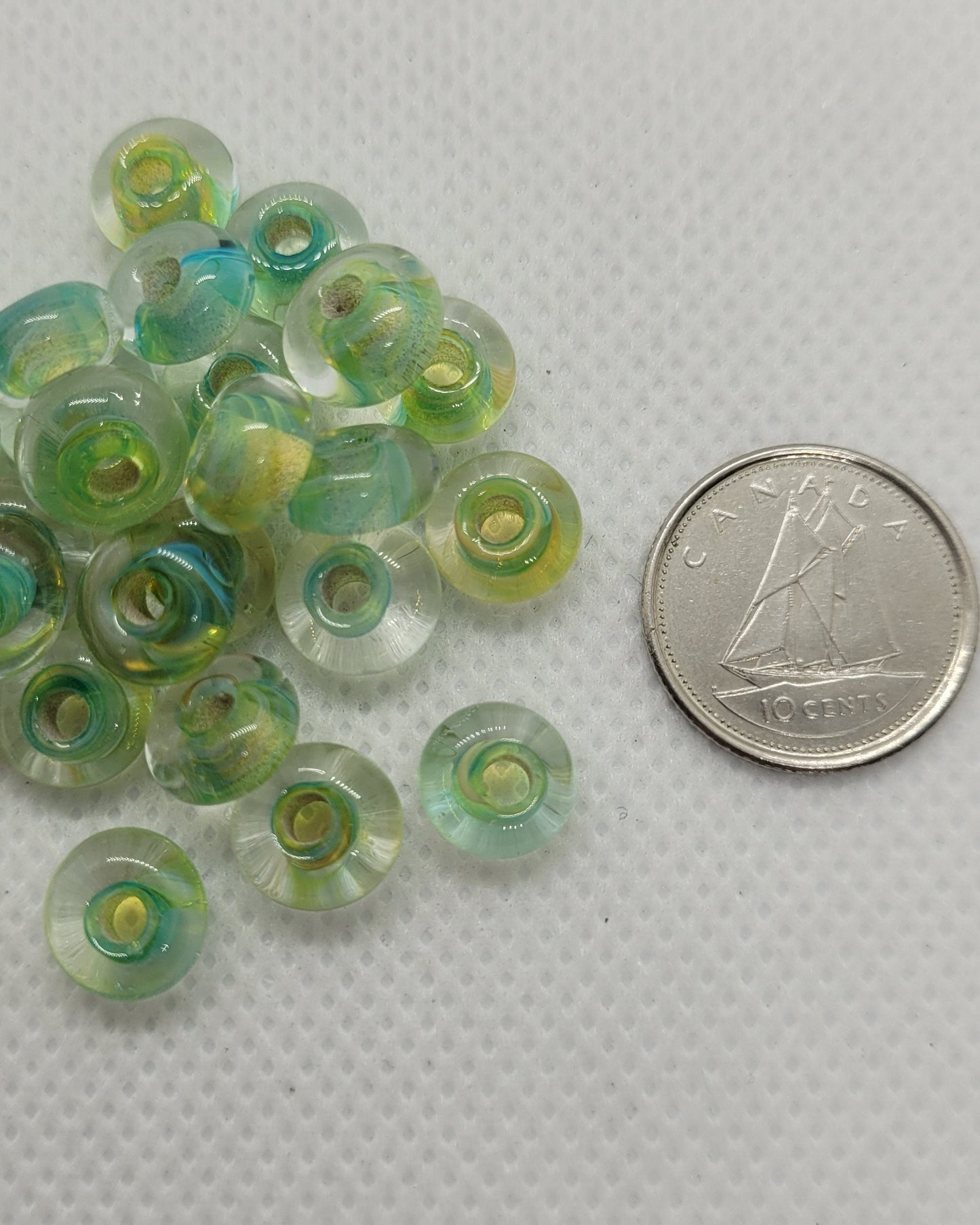 5 pcs Unique Lampwork Glass Beads, Handmade Spring Green, Size approx. Diam 8.25-9.25mm, Width 5mm, Large Hole 2-2.5mm, Durable