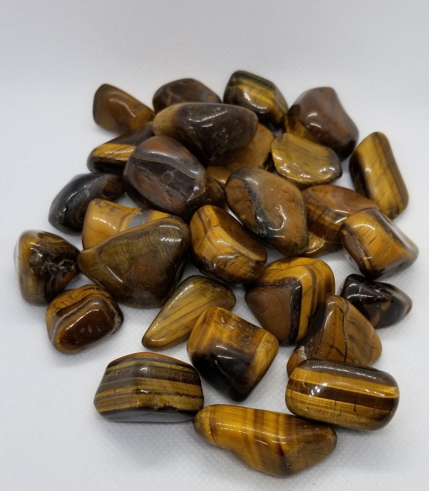 Natural Gold Tigers Eye Tumbled Stones, 1 piece, Stunning Colour Depth, Real Gemstone, Wire wrapping Pendants