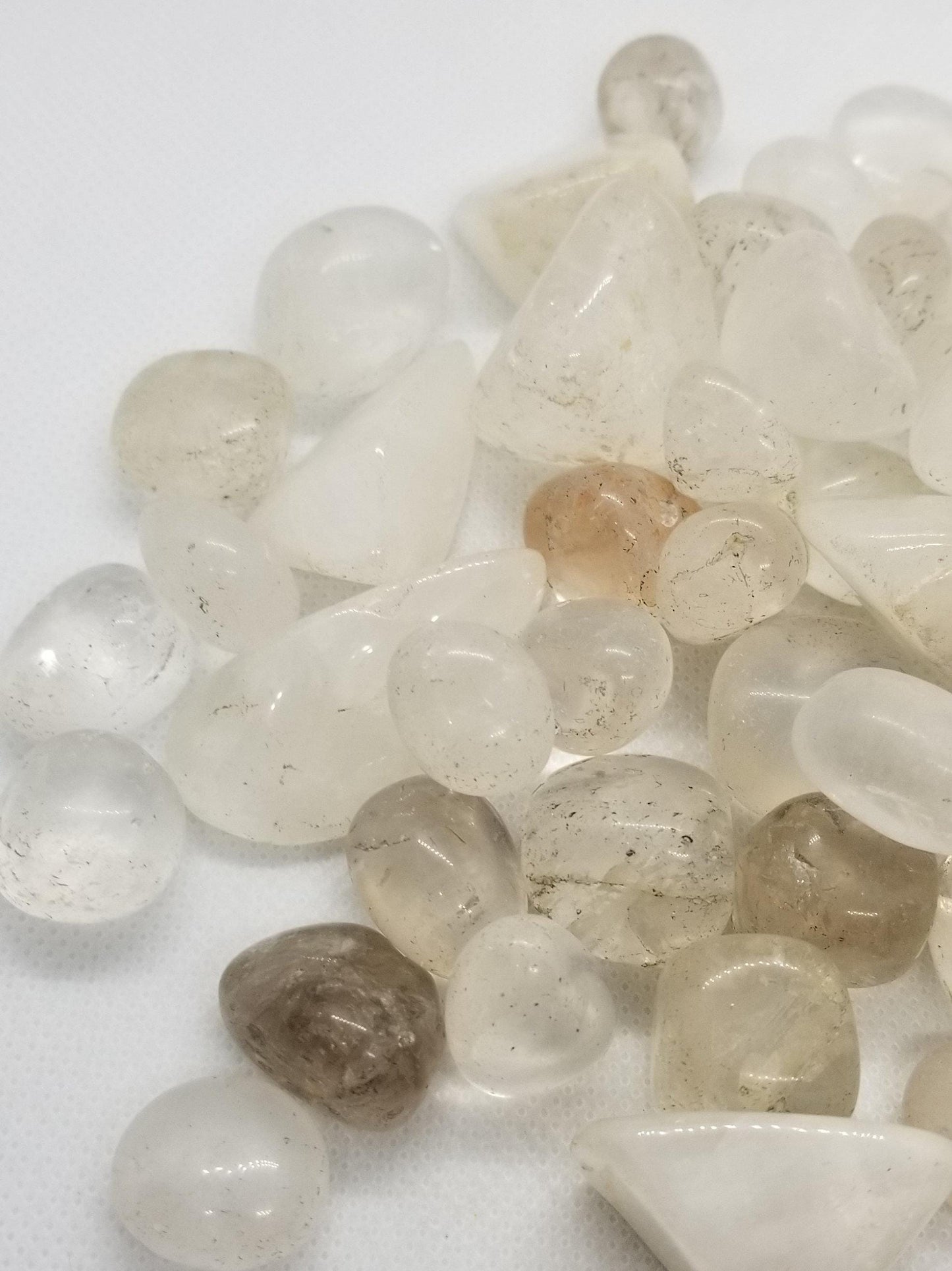 Natural Quartz Tumbled Stones, Clear Quartz with occlusions, 1 piece Quartz Crystal, Tumbled for Wire wrapping, Jewelry making, Undrilled