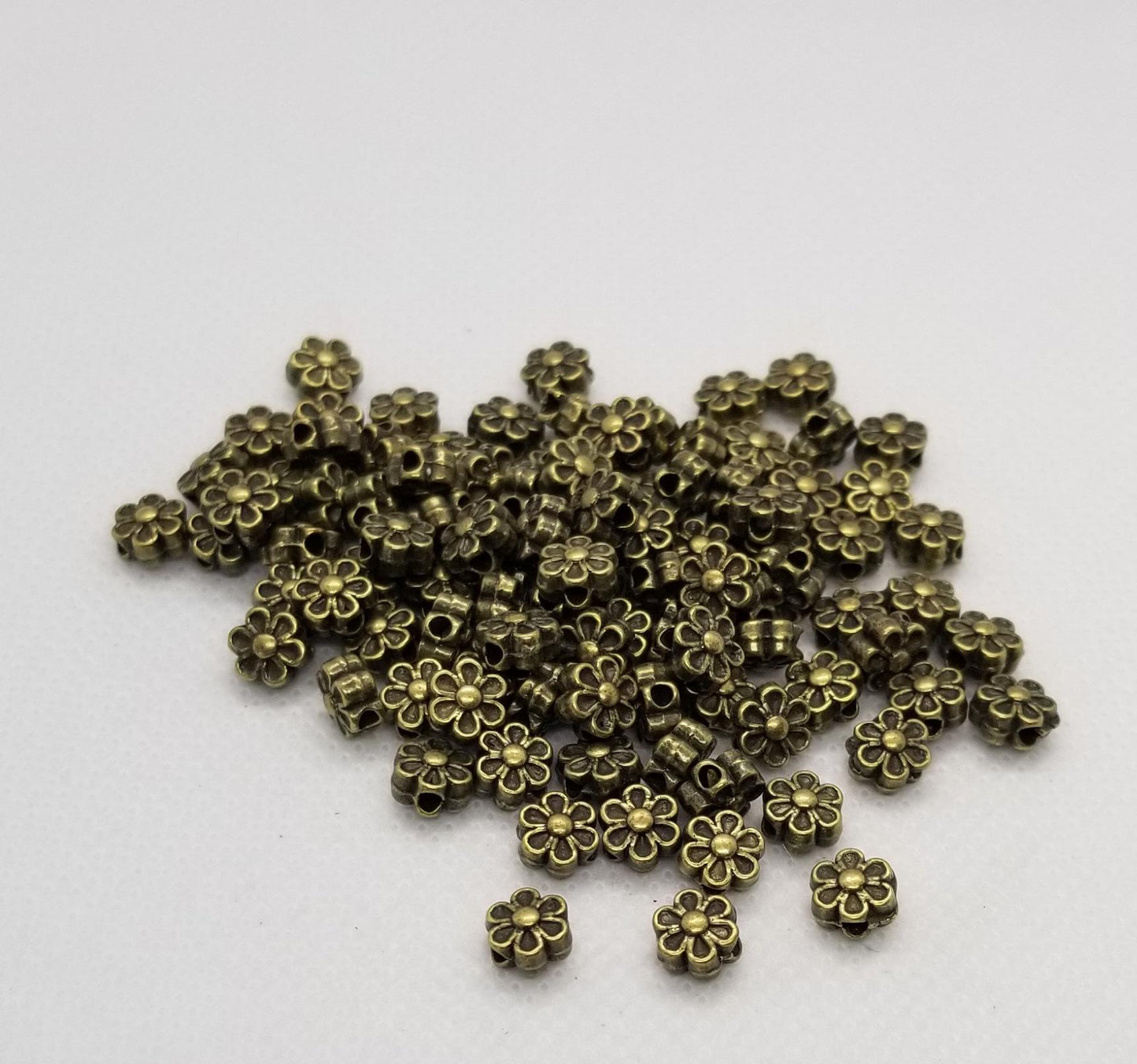 20 Bronze Flower Bead, Tibetan Style Spacer, 6.5mm in diameter, 4.5mm thick, hole 1mm