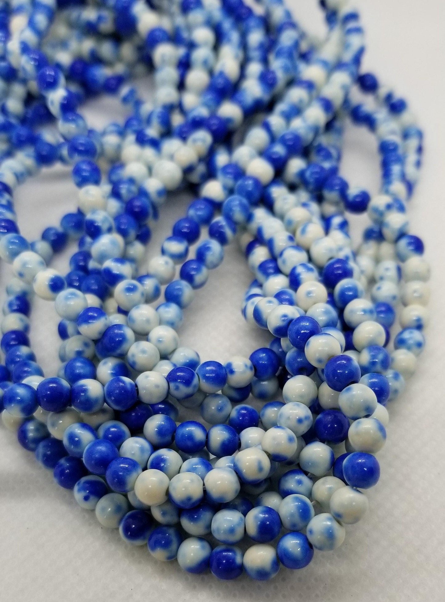 1 strand Ocean White Jade Beads, Round, Synthetic, Dyed Royal Blue, 4mm, Hole 1mm, approx 90pcs/strand, Full 15" strand