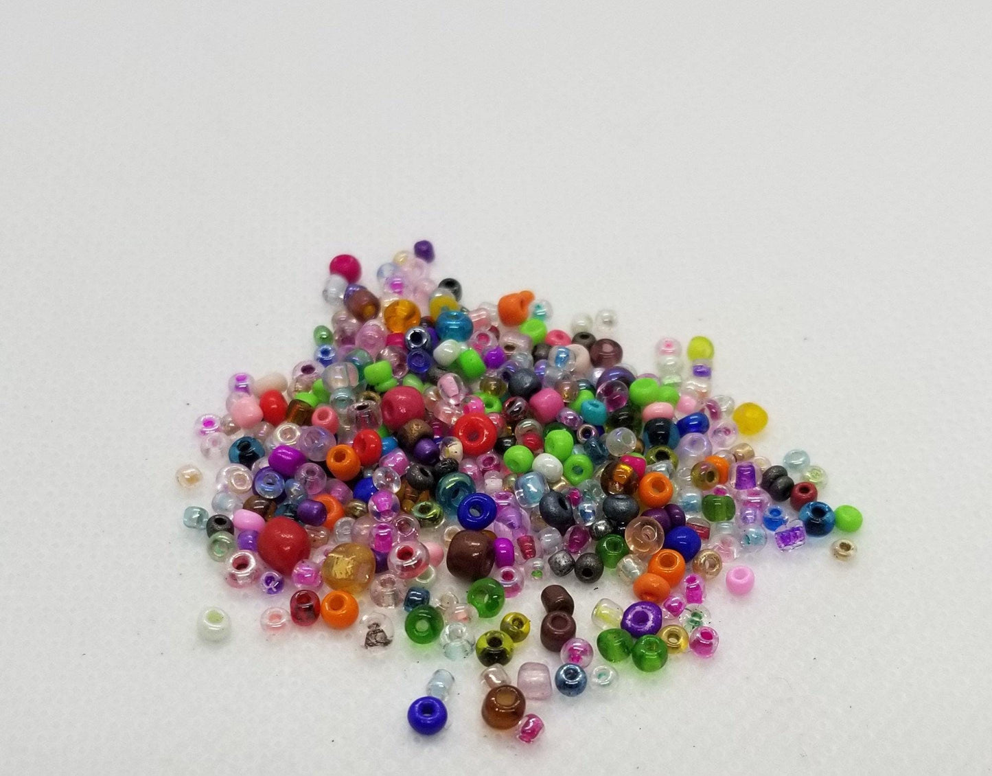30 grams Mixed Seed Beads, Various sizes and colours, Glass and Acrylic, 2~5mm, Hole 0.5~2mm, DIY crafts, Jewelry, Bracelets, Necklaces
