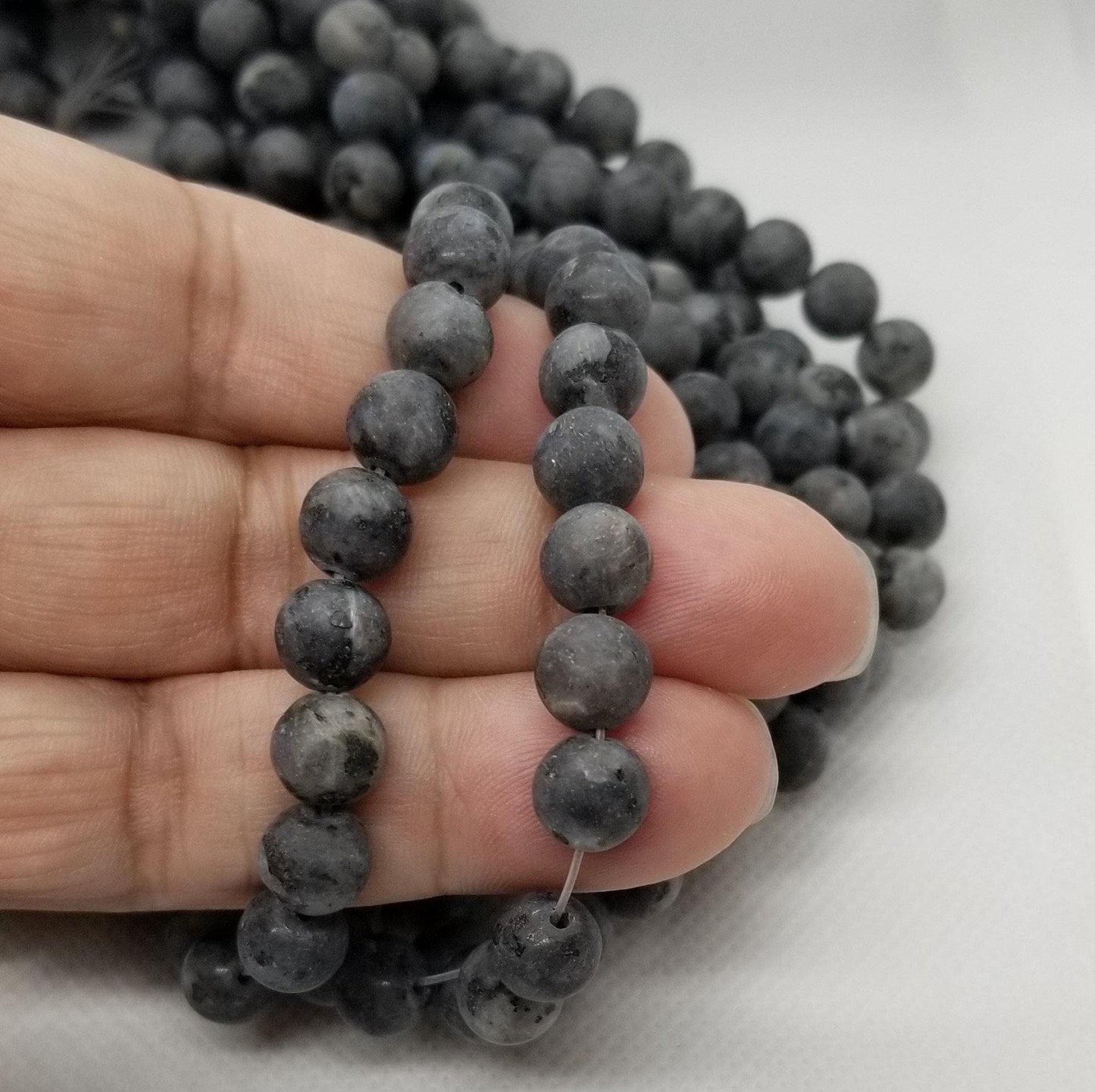 1 strand Natural Black Labradorite Beads, Round, Frosted, Matte, 8mm, Hole: 1mm; about 45pcs/strand, 14.9'' (38cm), Full Strand