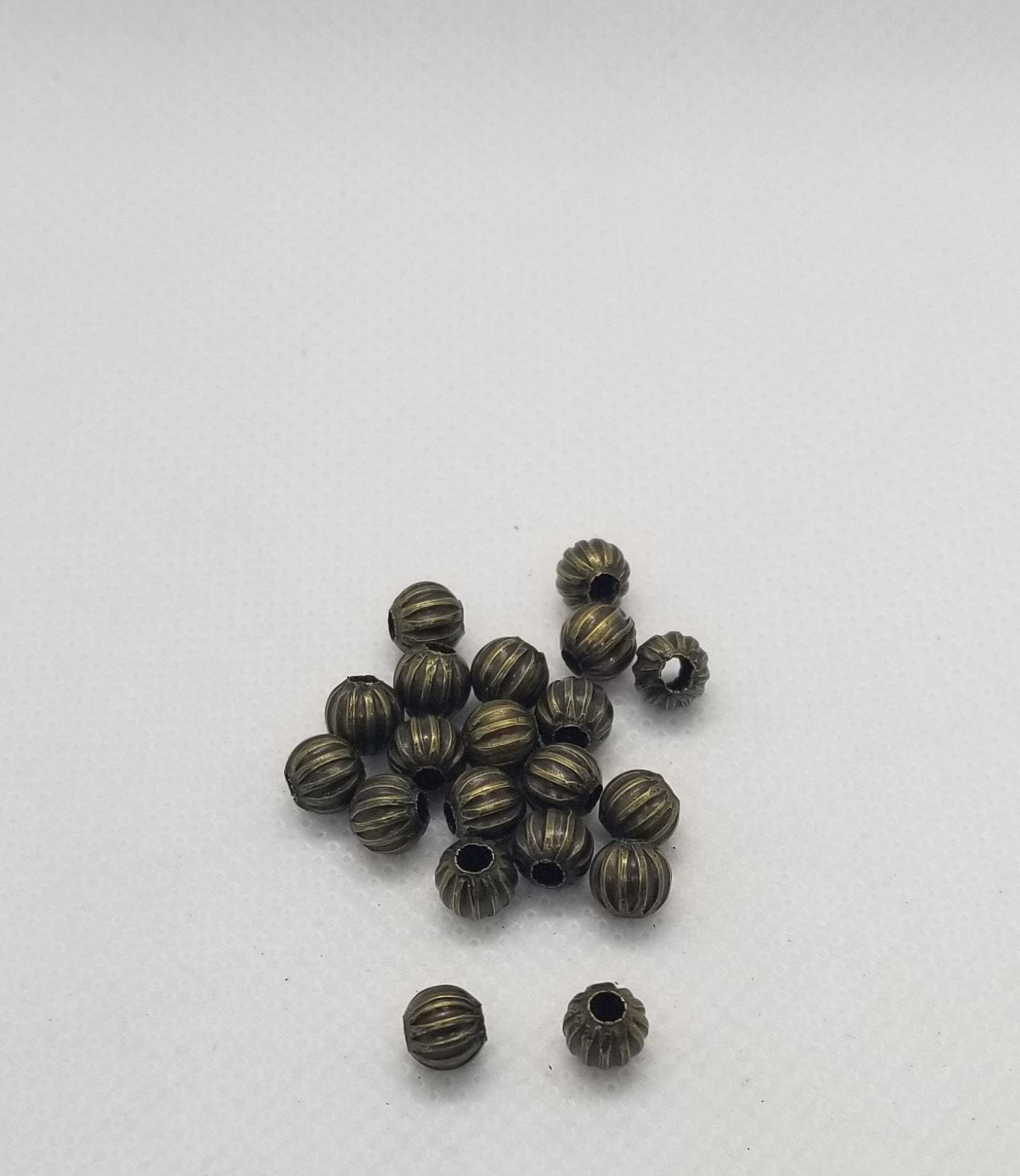 20 pieces Bronze Corrugated Spacer Beads, Round, Nickel Free, Antique Bronze, 6mm, Hole: 2mm