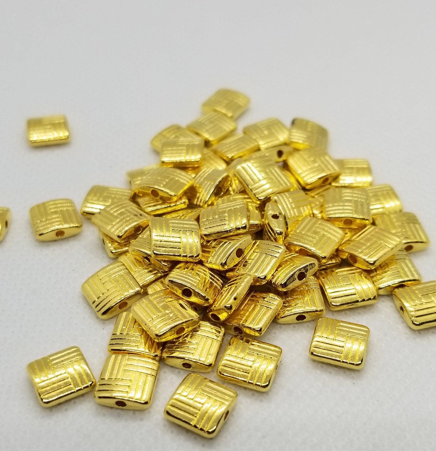 10 pieces Square Golden Spacer Beads, Tibetan Style Alloy, Etched Stripes, Lead Free, 8x8x3mm, Hole 1mm, CLEARANCE
