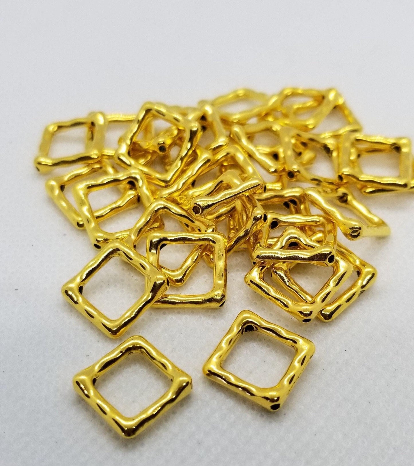 10 pieces Hammered Golden Square, Open Center with 2 holes, Bead Frame, Lead, Cadmium, Nickel Free, 16x16x2mm, Holes 1mm, Center 8x8mm, Fits 6-7mm bead