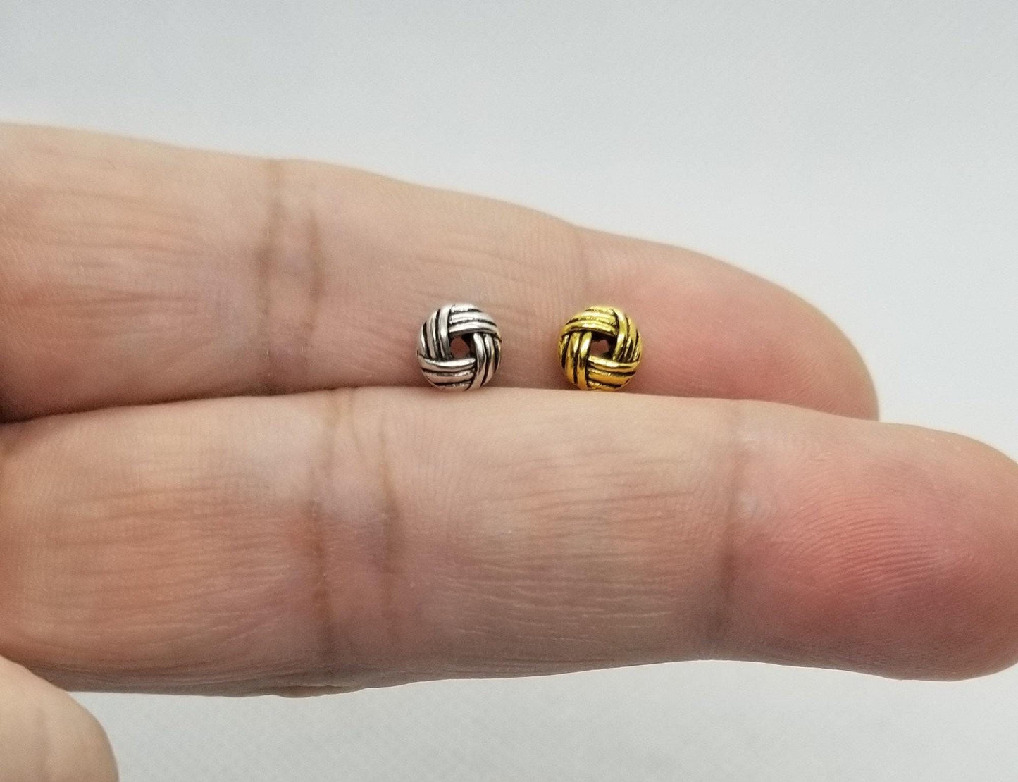 20 pcs Basket Weave Spacer Beads, Flat Round, Cadmium, Nickel, Lead Free, Antique Silver or Gold, 6x3.2mm, Hole 2mm