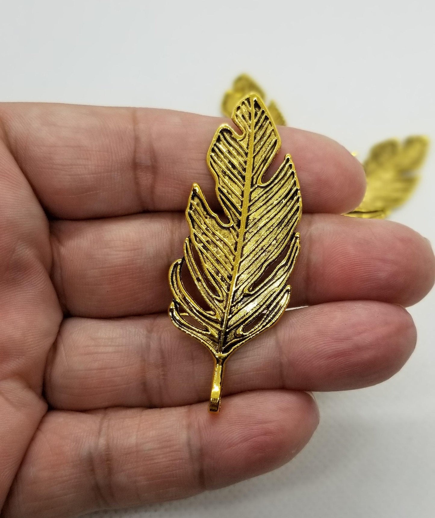 5 pcs Large Feather Pendant, Antique Silver or Gold, Lead, Nickel, Cadmium free, 62x23x2mm, hole 2mm