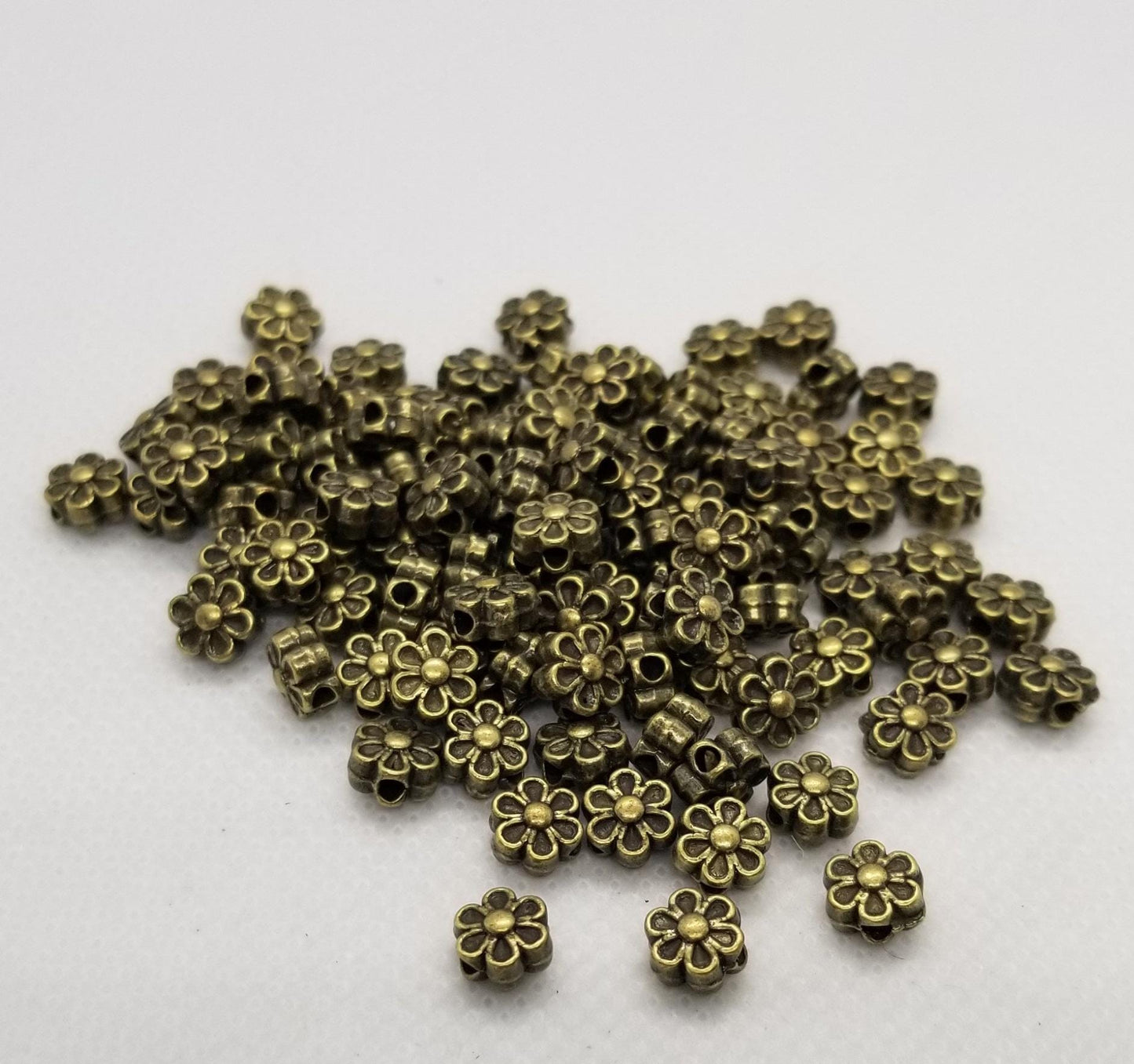 20 Bronze Flower Bead, Tibetan Style Spacer, 6.5mm in diameter, 4.5mm thick, hole 1mm