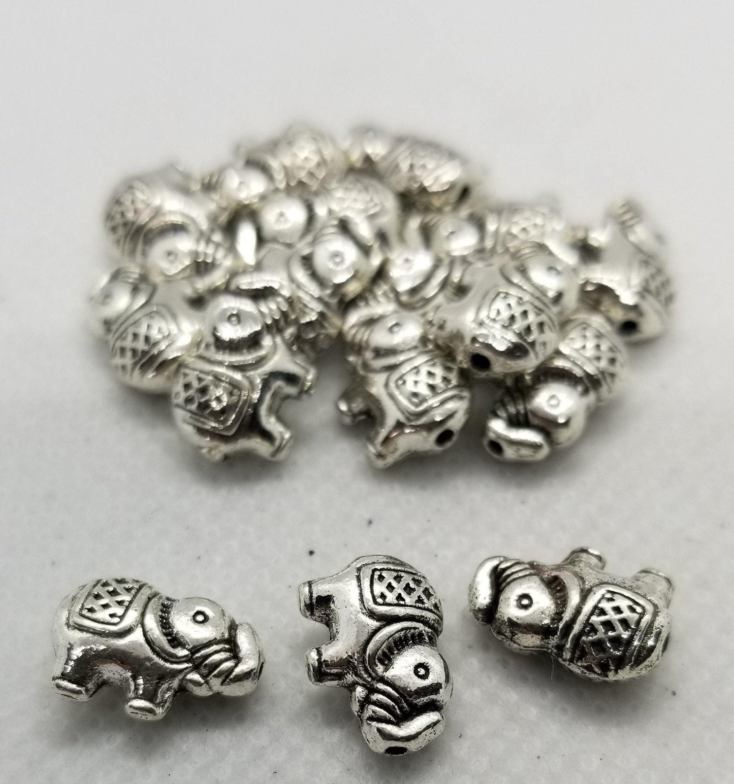 10 pcs Silver Elephant Spacer Bead, Tibetan Style Alloy, Elephant Beads, Antique Silver, 8.5x12x4mm, Hole 1mm, Hole is Nose to Tail