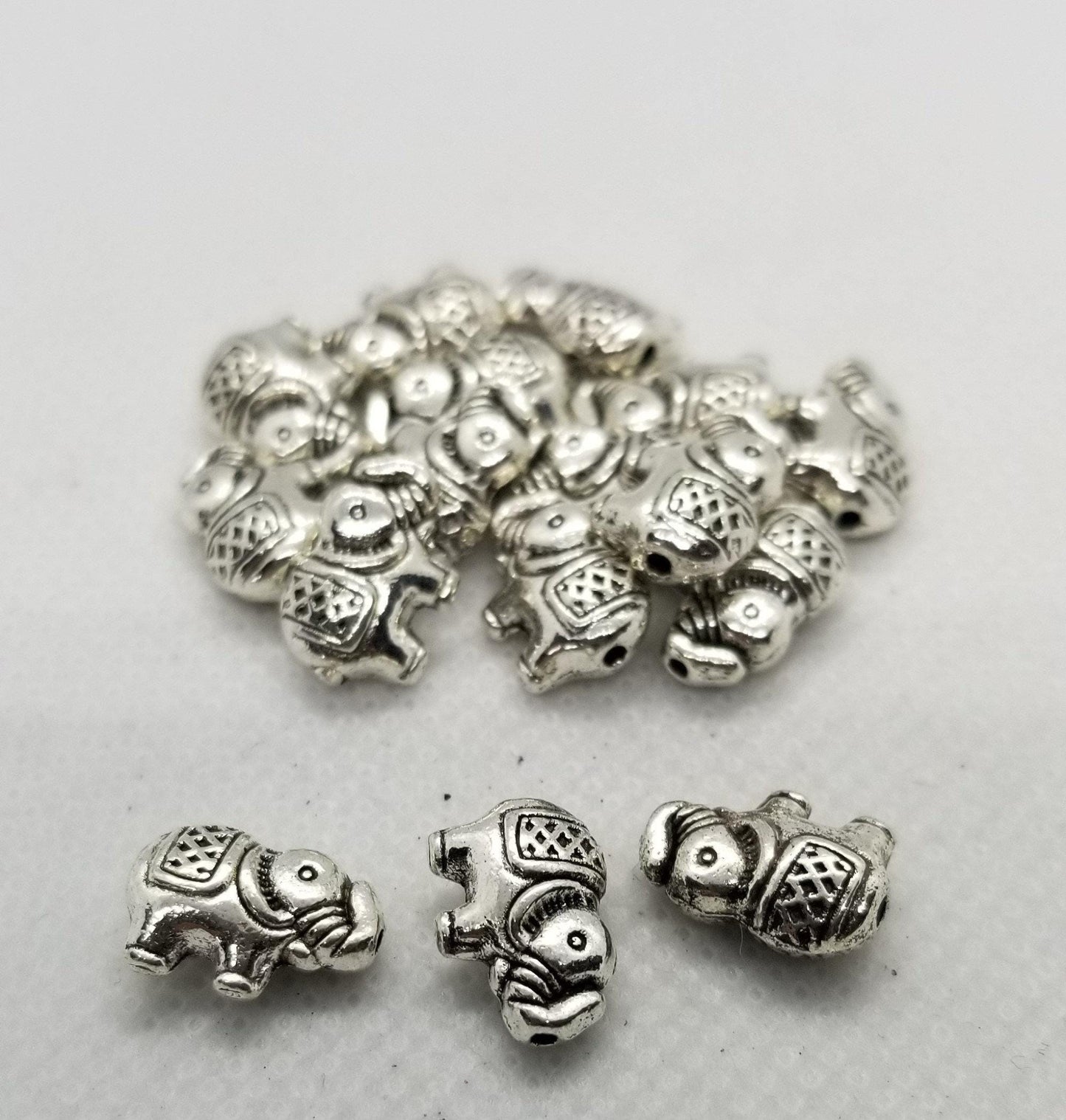 10 pcs Silver Elephant Spacer Bead, Tibetan Style Alloy, Elephant Beads, Antique Silver, 8.5x12x4mm, Hole 1mm, Hole is Nose to Tail