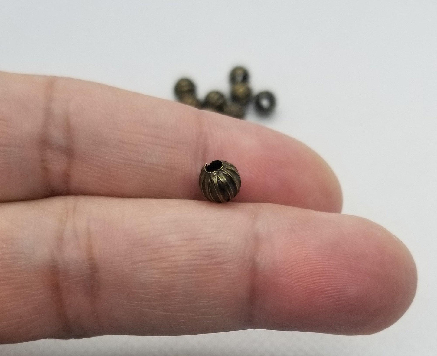 20 pieces Bronze Corrugated Spacer Beads, Round, Nickel Free, Antique Bronze, 6mm, Hole: 2mm