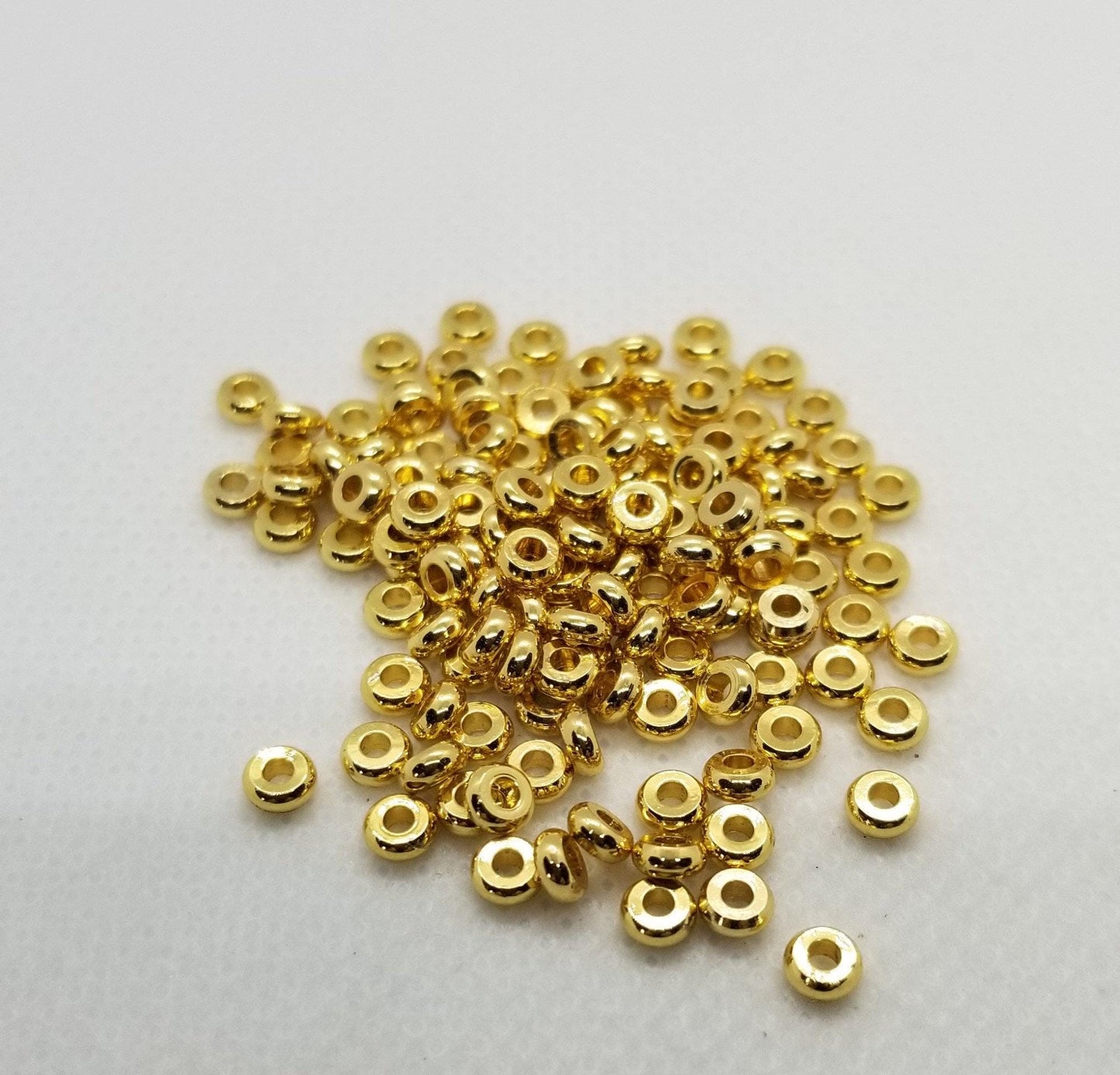 50 pieces 4mm Flat Round Spacers, Brass Alloy, Lead, Cadmium, Nickel Free, Rose Gold, Silver, Gold, 4x1.5mm, Hole 1.5mm