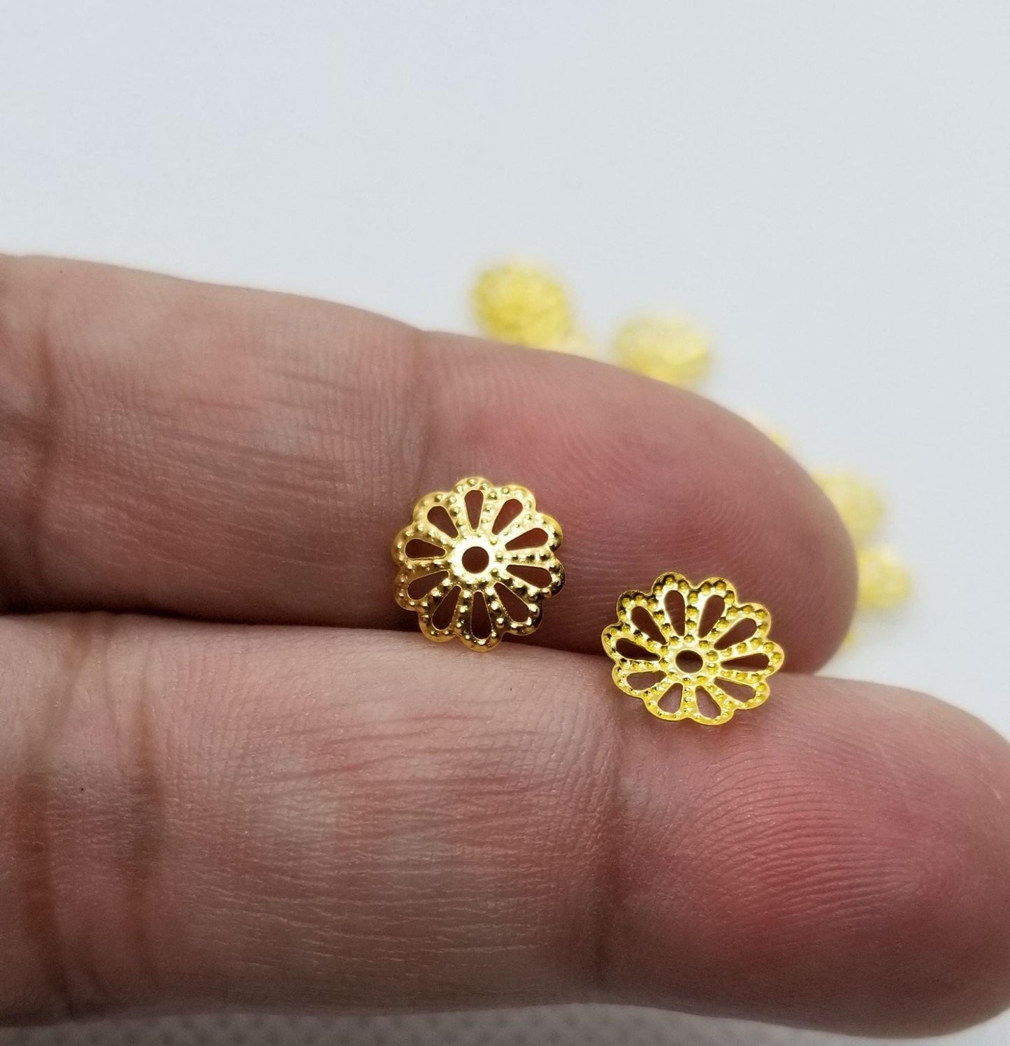 50 pieces Gold tone Filigree Bead Caps, Cord Ends, Tassel Caps, Flower, Golden, 9mm x 1.5mm, hole 1mm, CLEARANCE