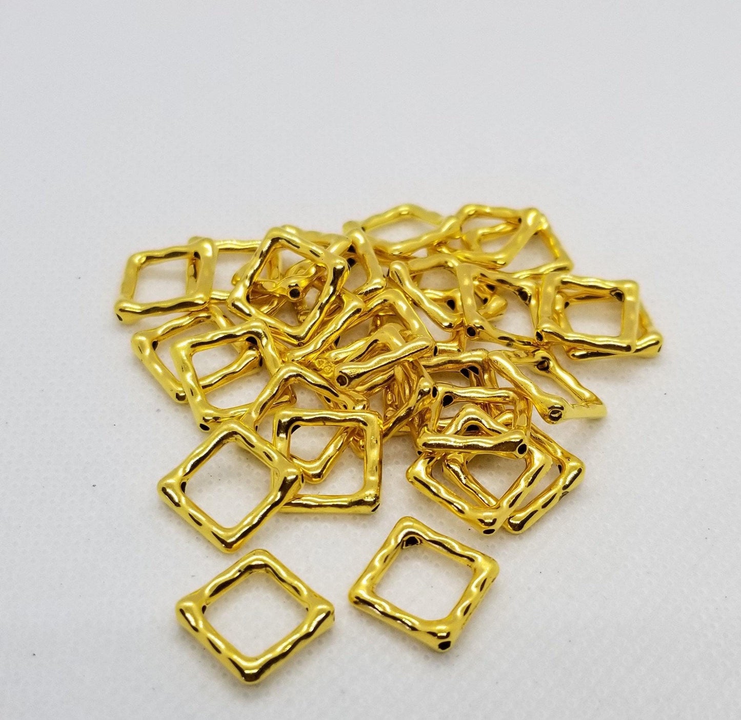 10 pieces Hammered Golden Square, Open Center with 2 holes, Bead Frame, Lead, Cadmium, Nickel Free, 16x16x2mm, Holes 1mm, Center 8x8mm, Fits 6-7mm bead