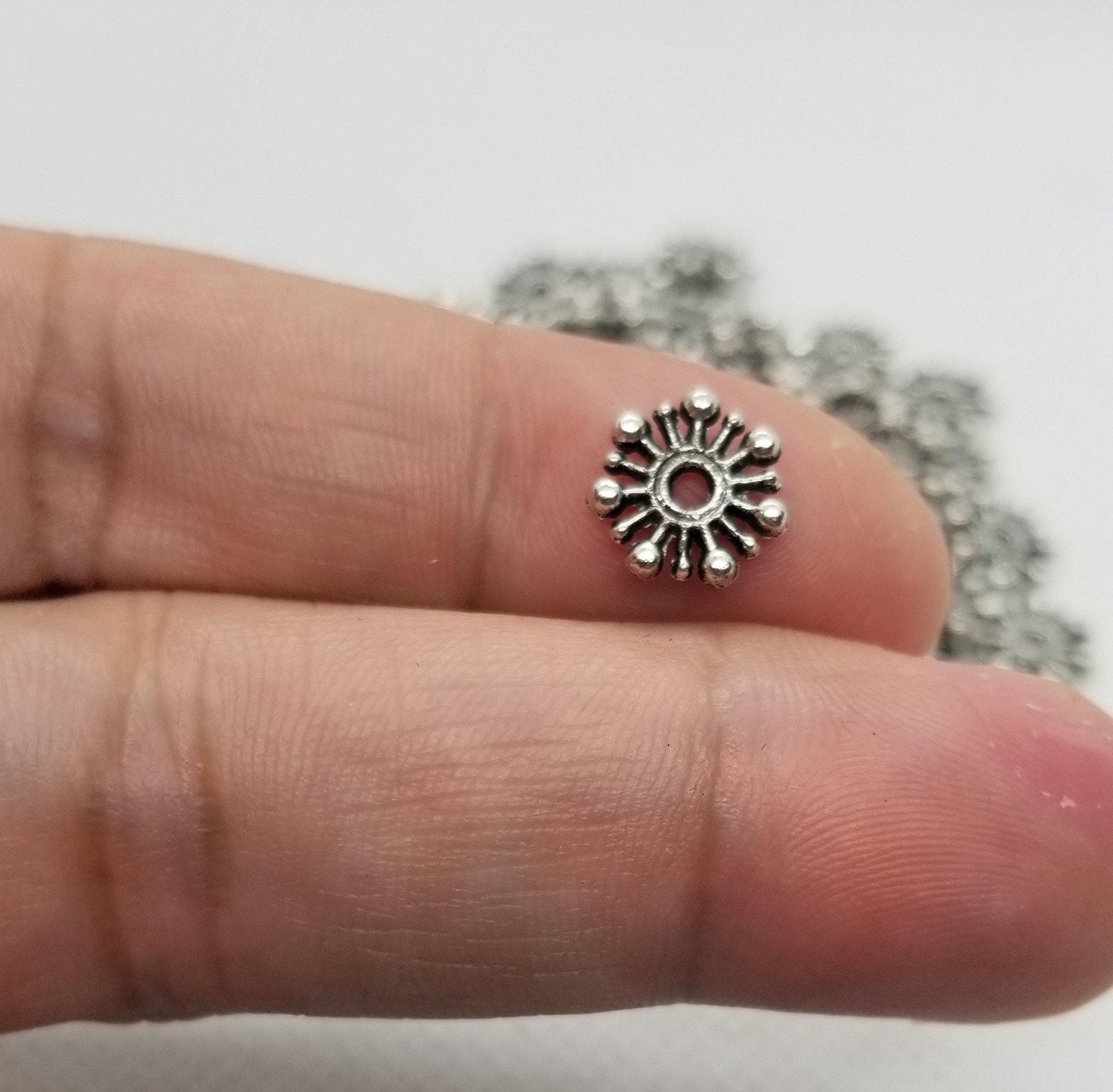 10 pieces Silver Flower Spacer Beads, Tibetan Style Alloy, Snowflake Spacer Beads, Cadmium, Lead Free, Antique Silver, 9.5x2mm, Hole 2mm