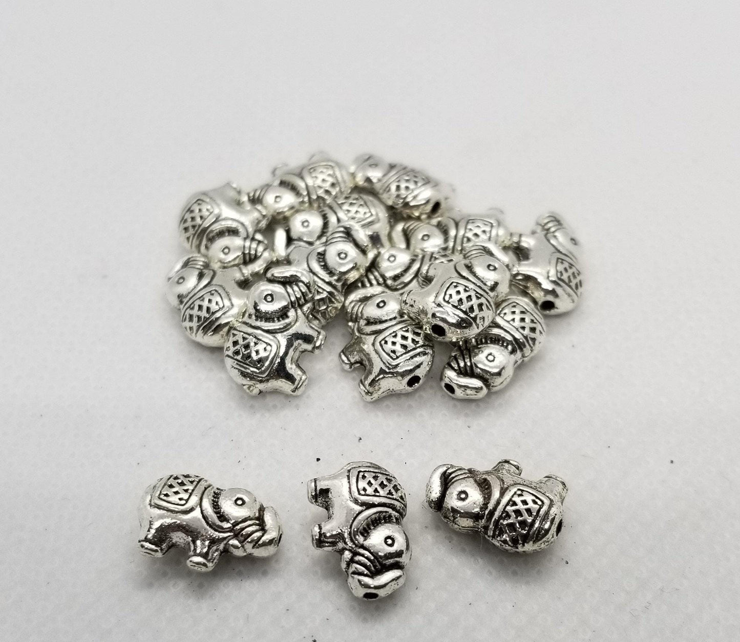 10 pcs Silver Elephant Spacer Bead, Tibetan Style Alloy, Elephant Beads, Antique Silver, 8.5x12x4mm, Hole 1mm, Hole is Nose to Tail