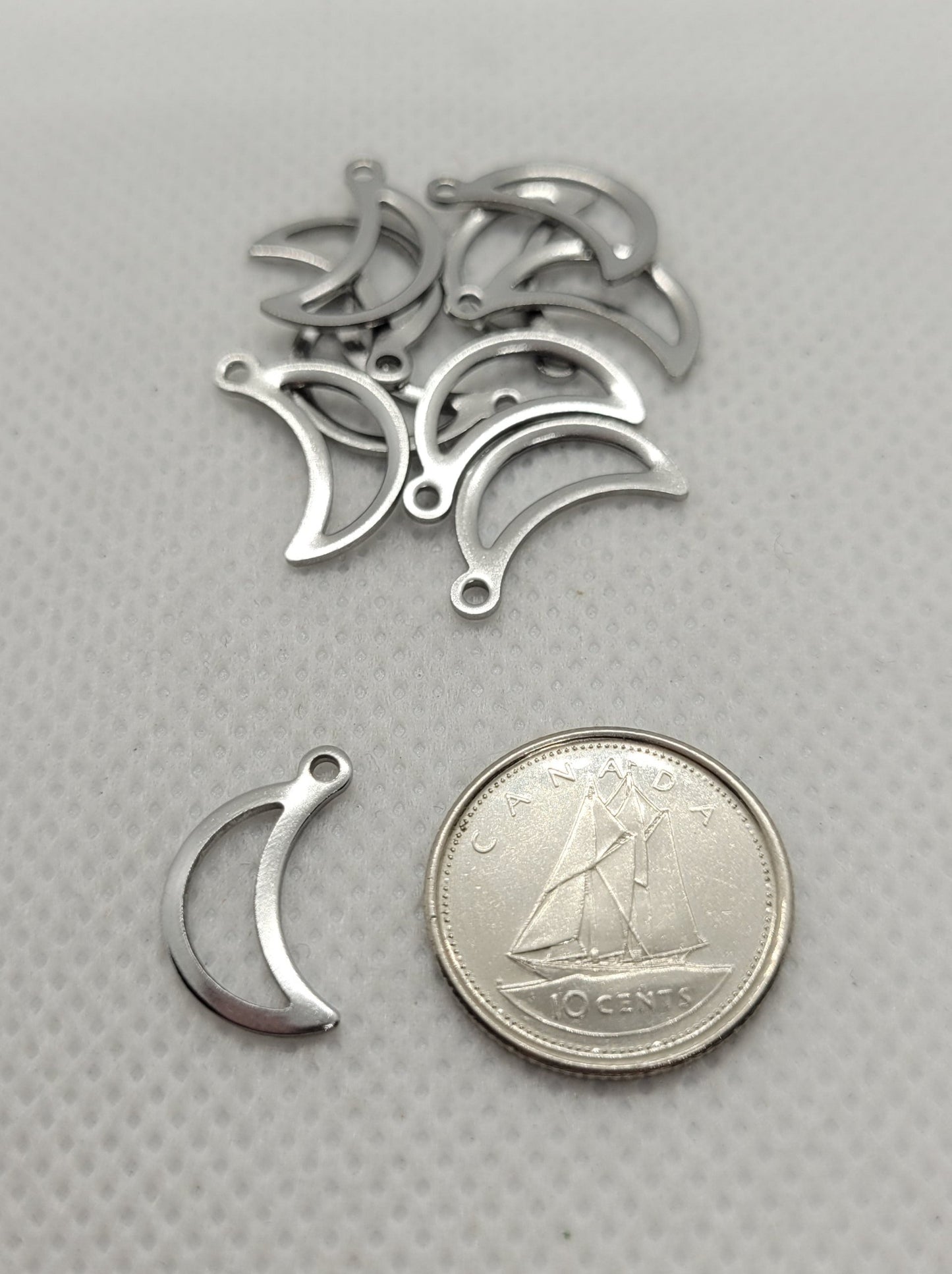 Small moon charms, 304 Stainless Steel, 10 pcs, Open Pendants, Moon, Stainless Steel Color, 15x9x0.8mm, Hole: 1.2mm