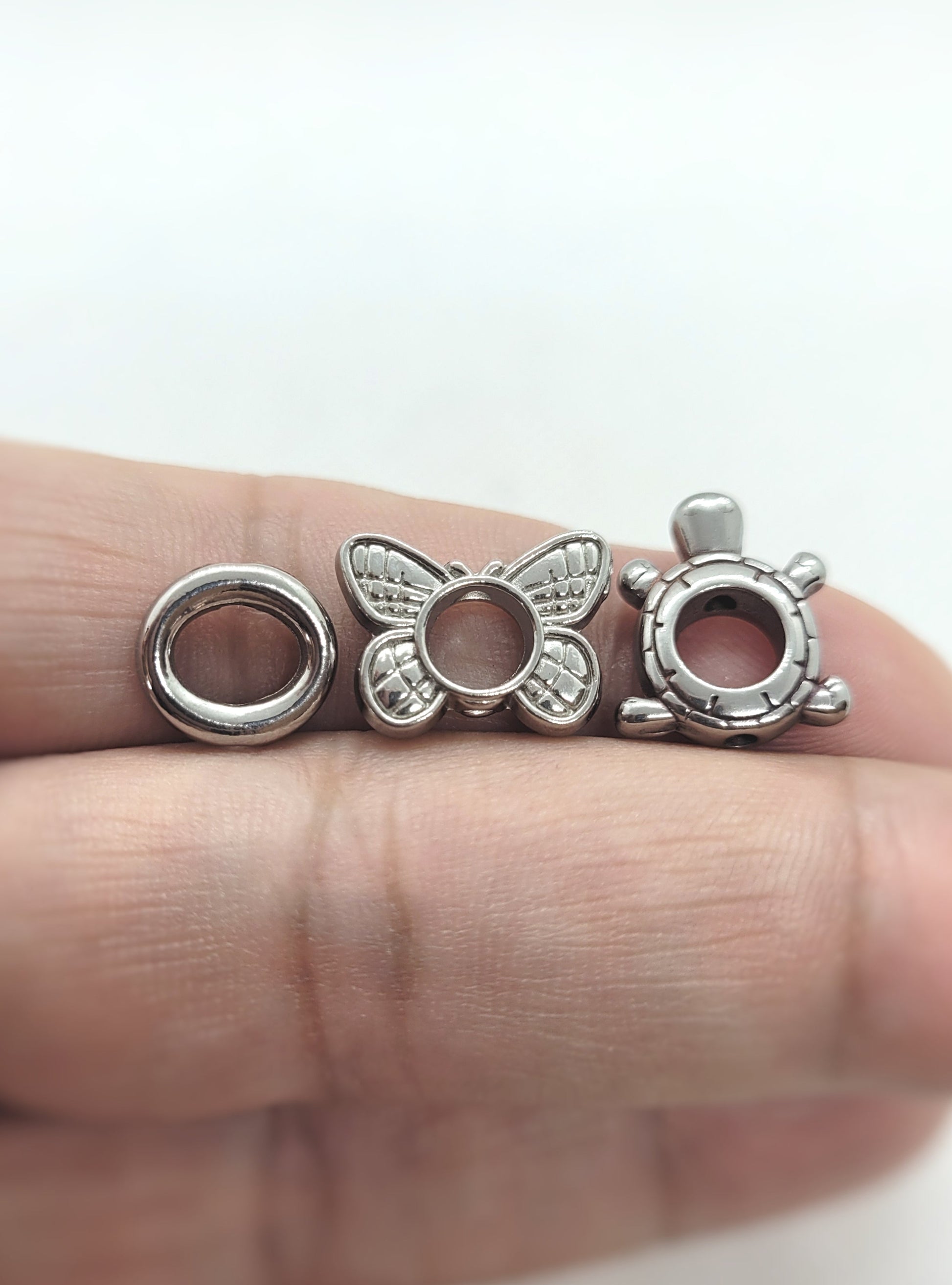 Unique Silver Bead Frames featuring Turtle Butterfly or Oval, 5 pieces, 304 Stainless Steel, Sizes listed in description