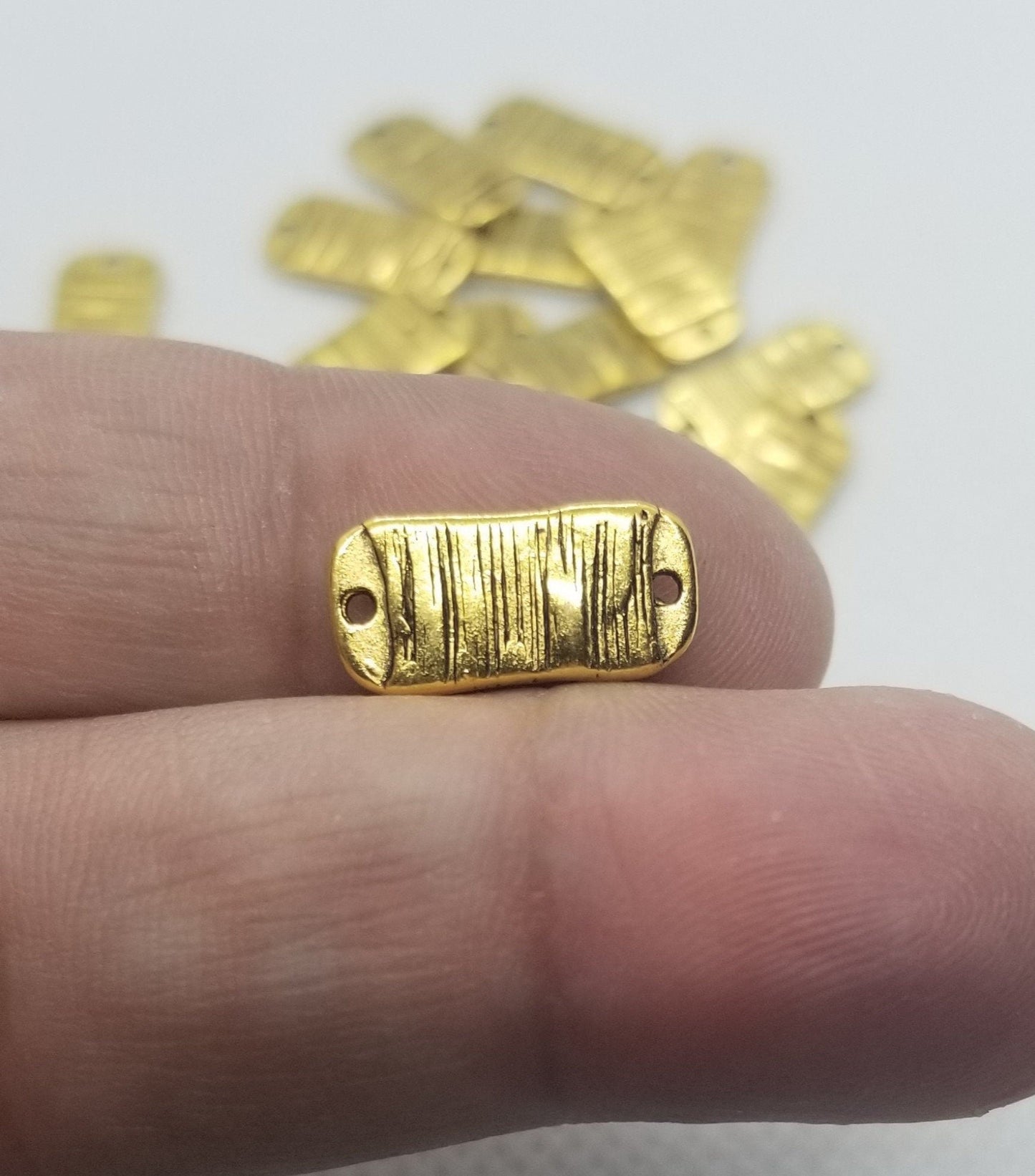 10 pieces Golden Link Connectors, Lead Free and Nickel Free, Rectangle, Antique Golden, 15x7x2mm, Hole 1mm