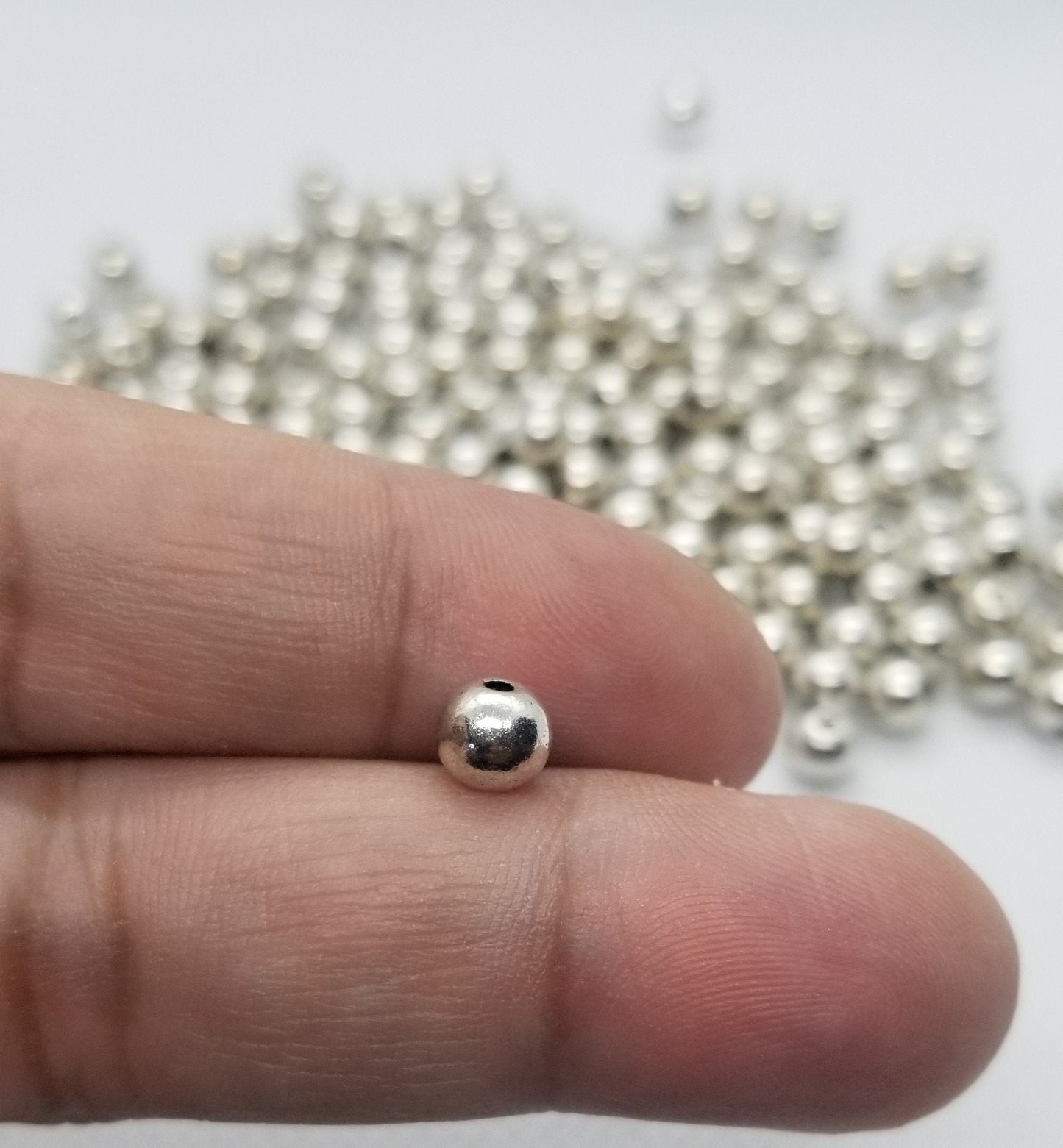 25 pieces Bright Silver Round Spacer beads, Tibetan Style Alloy, Lead Free, Nickel Free, about 6mm, Hole 1mm
