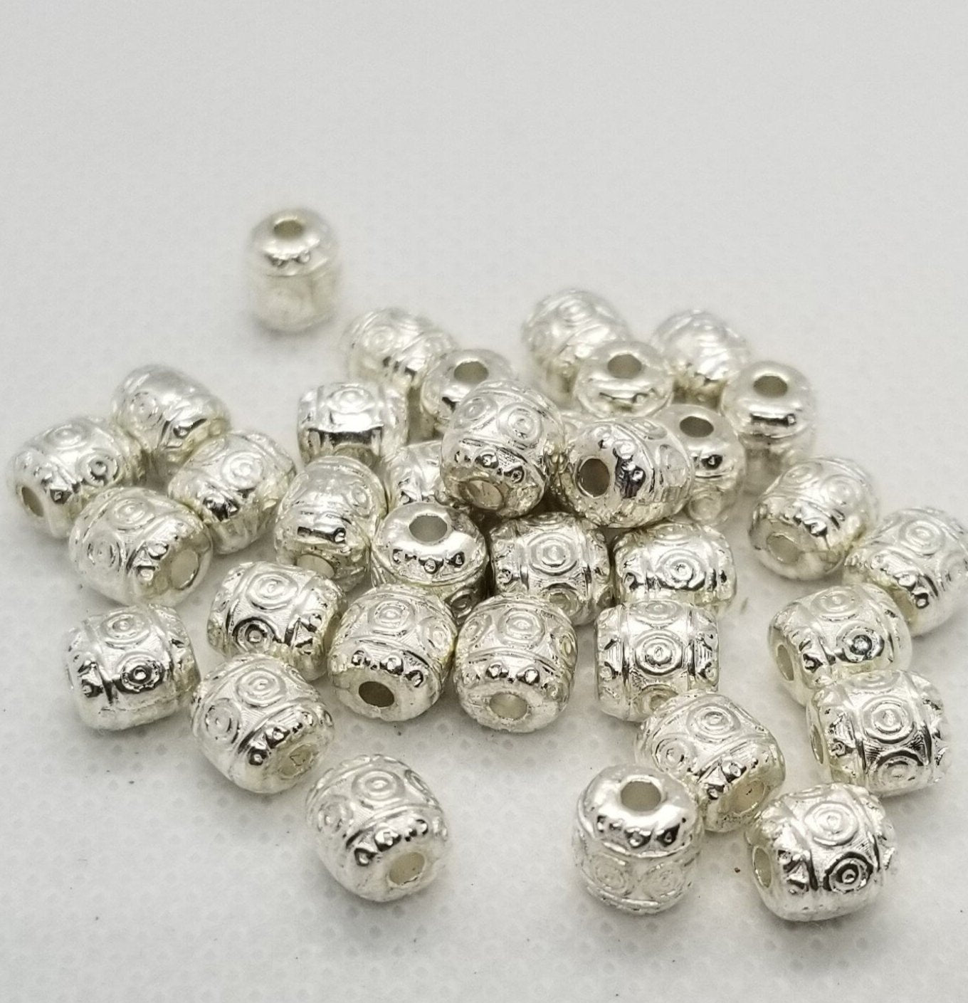 10 pieces Etched Silver Oval Spacer Beads, Tibetan Style Alloy, Barrel, Lead, Cadmium, Nickel Free, 6x6mm, hole 1.6mm