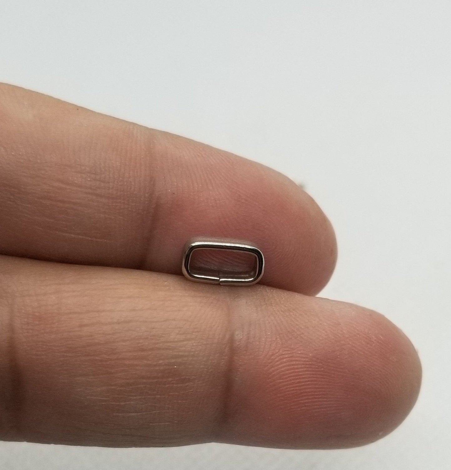 10 pieces 304 Stainless Steel Silver Rectangle Links Bails, Closed Unsoldered, Quick Link Connectors, 8.8x4.8x2mm, Inner 7x3mm