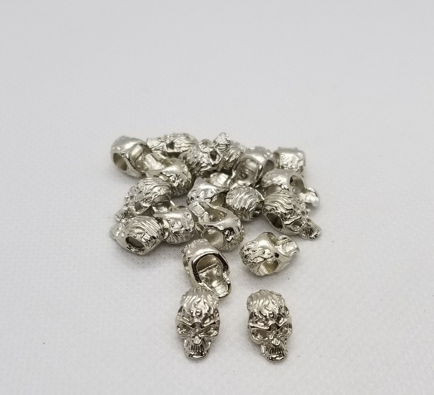 5 pieces Silver Skull Bead, Large Hole Bead, Lead, Nickel Free, Detailed, 14x8.5x8mm, Hole 4.5mm