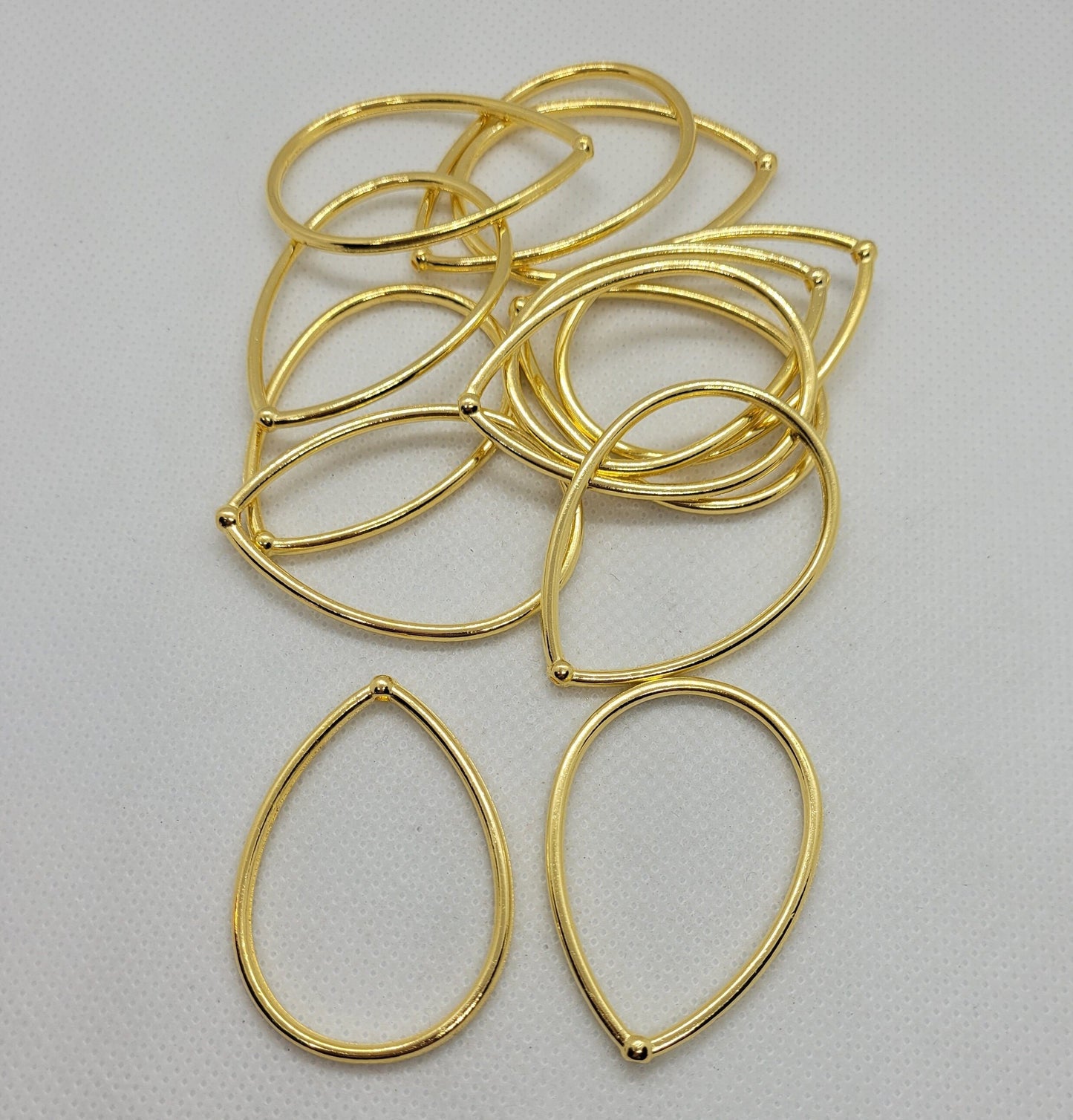 5 pieces Golden Teardrop Pendant, Tibetan Style Alloy, Earring drop, Lead, Nickel, Cadmium Free, 44.5x30.5mm, Hole 1mm, CLEARANCE