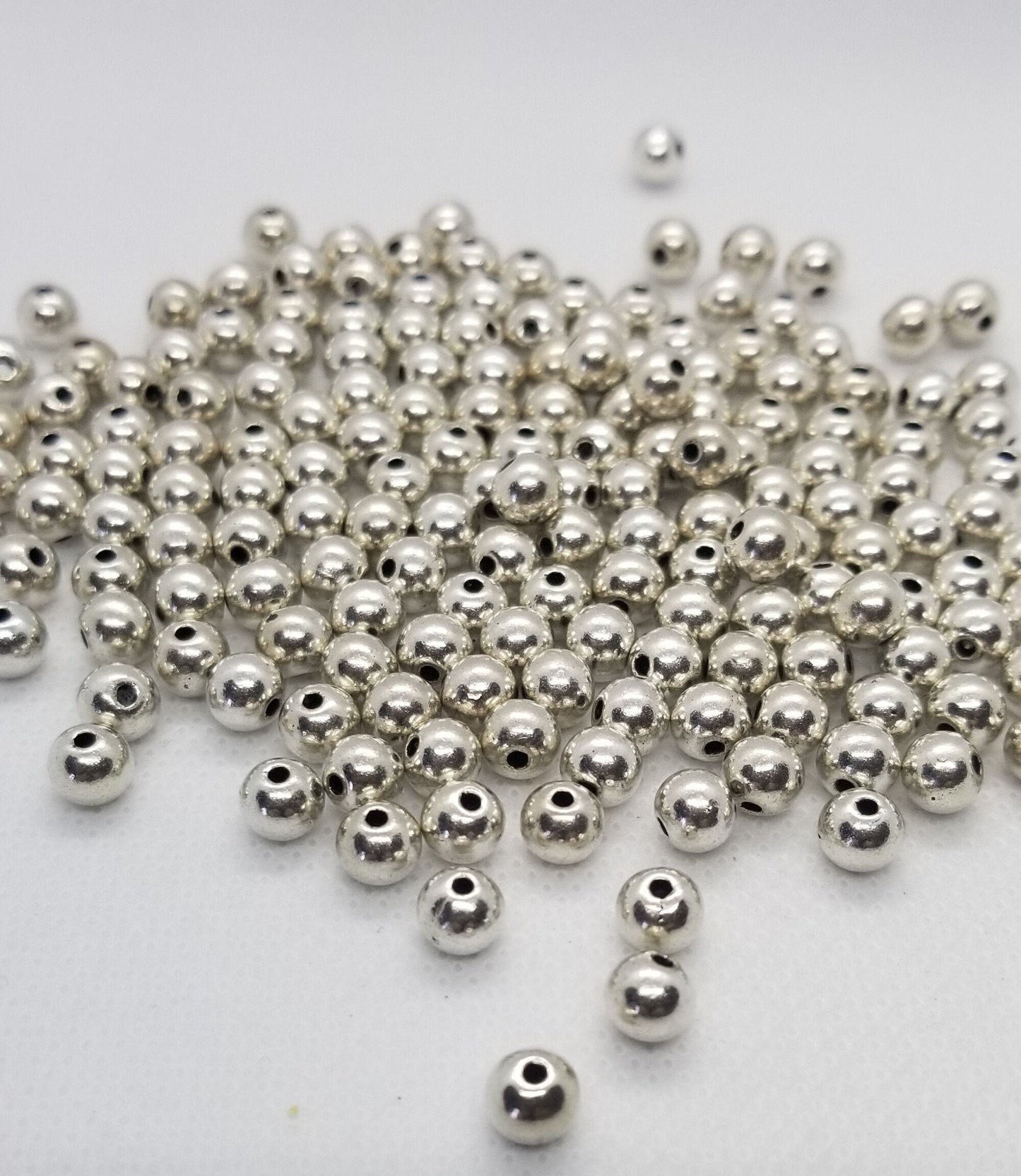 25 pieces Bright Silver Round Spacer beads, Tibetan Style Alloy, Lead Free, Nickel Free, about 6mm, Hole 1mm