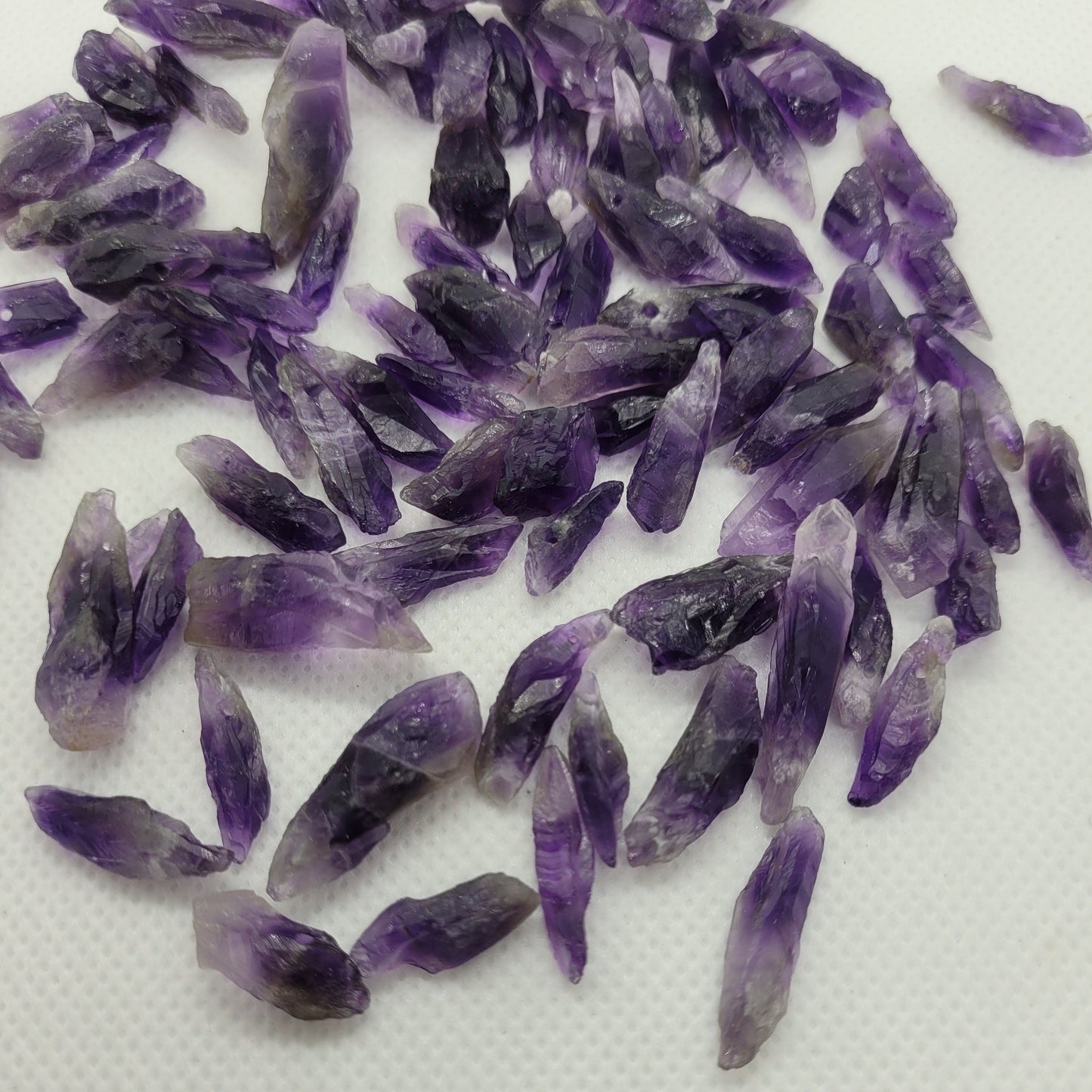10 pieces Rough Raw Natural Amethyst Points, Small, Loose, Top Drilled, Not Strung, 17~37x5~12x5~7mm, Hole:0.8mm