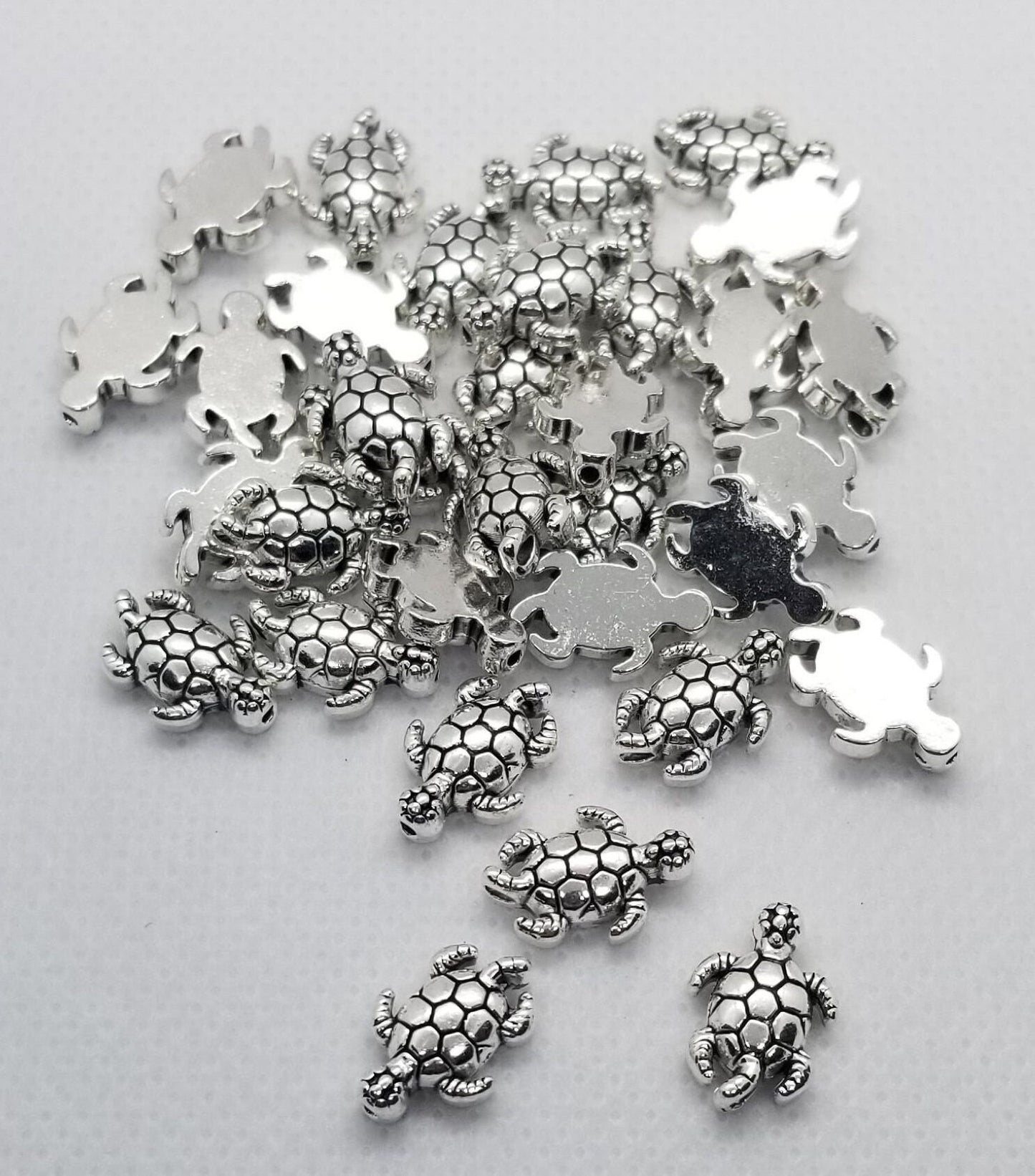 10 pieces Sea Turtle Charm, Tibetan Style Spacer Bead, Tortoise, Turtle, Lead free, Antique Silver, 12x9x4mm, Hole 1mm, Hole is nose to tail