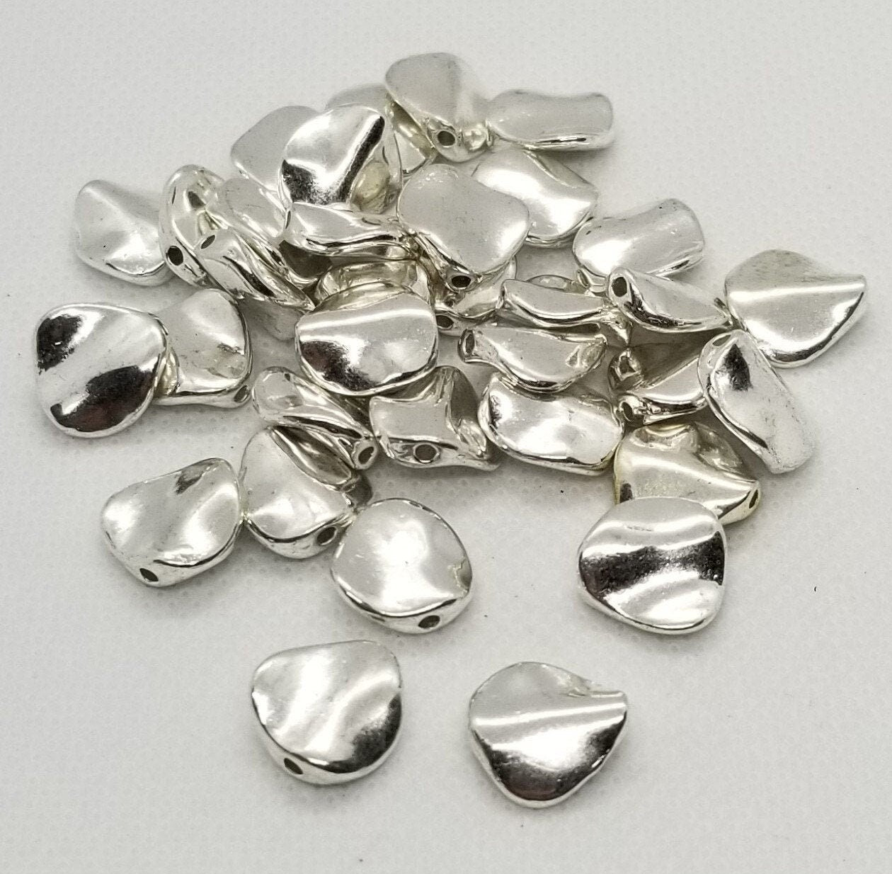 5 pieces Silver Wavy Spacer Beads, Tibetan Style Alloy, Cadmium, Lead Free, Flat Round, Wavy , 12.5x12mm, 3.5mm thick, hole 2mm