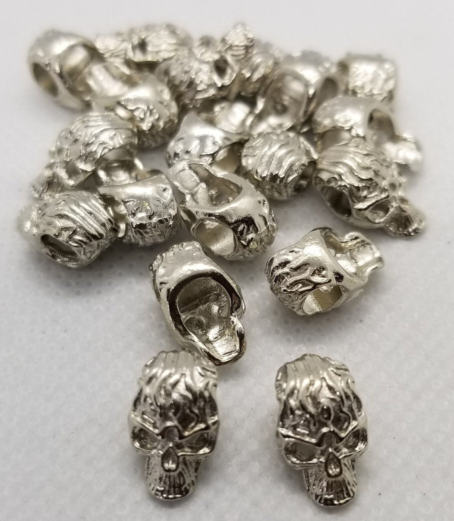 5 pieces Silver Skull Bead, Large Hole Bead, Lead, Nickel Free, Detailed, 14x8.5x8mm, Hole 4.5mm