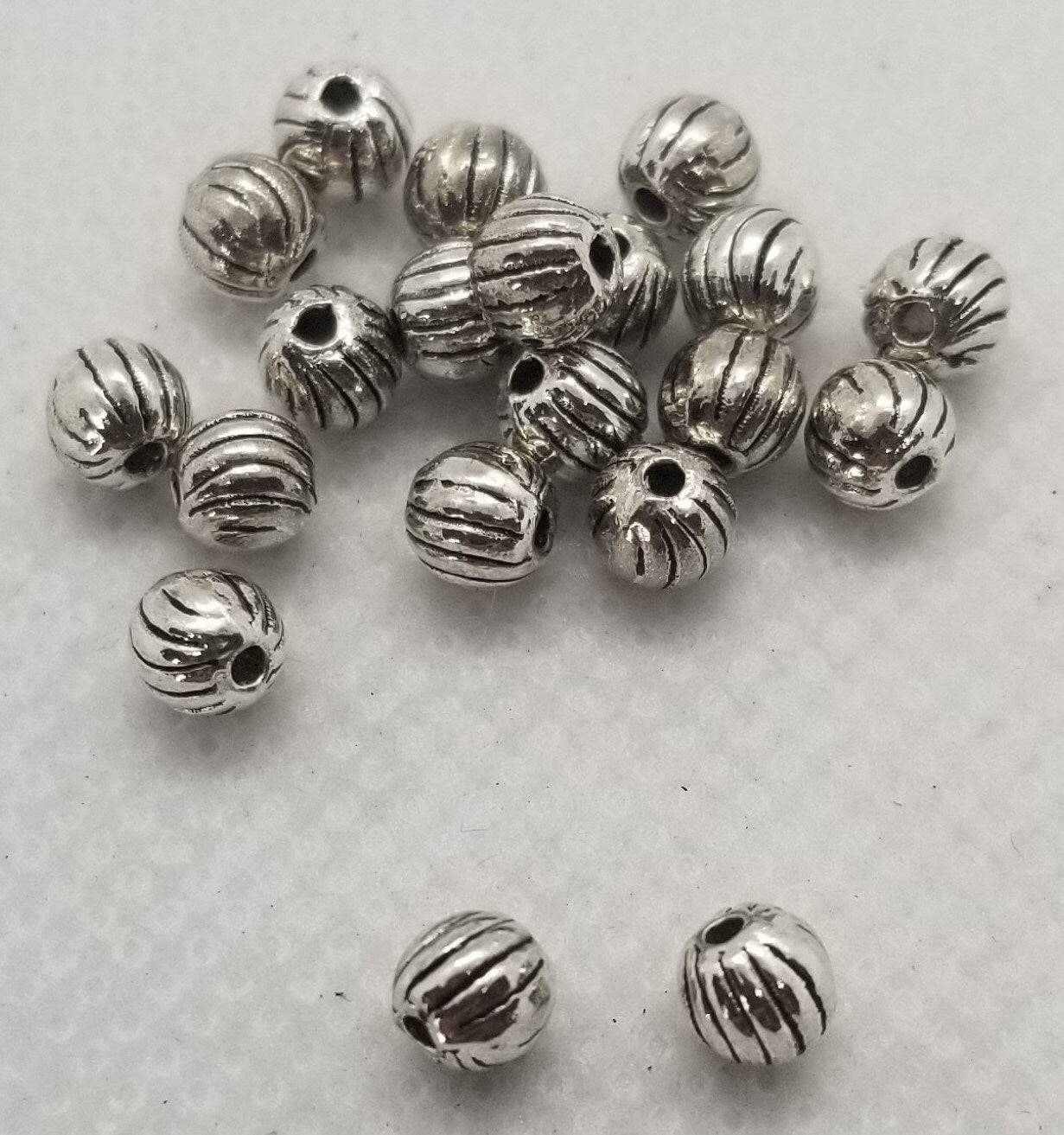 20 pieces Silver Round Corrugated Spacer Beads, Tibetan Style Alloy, Antique Silver, 5mm, Hole 1mm
