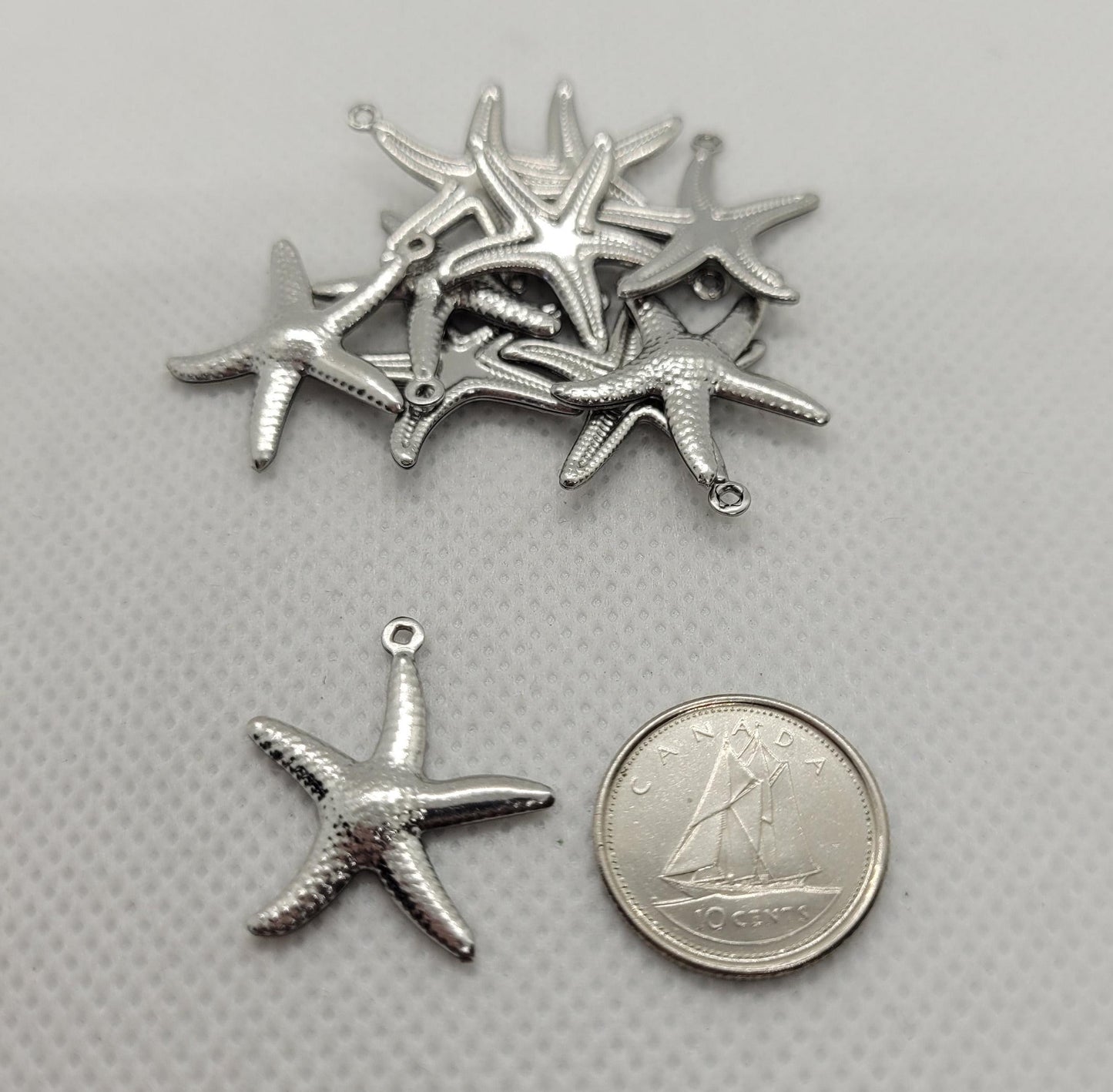 Starfish Pendants, Sea Star Charms, 10 pieces, 304 Stainless Steel, Silver, 22x20.5x2mm, Hole: 1mm