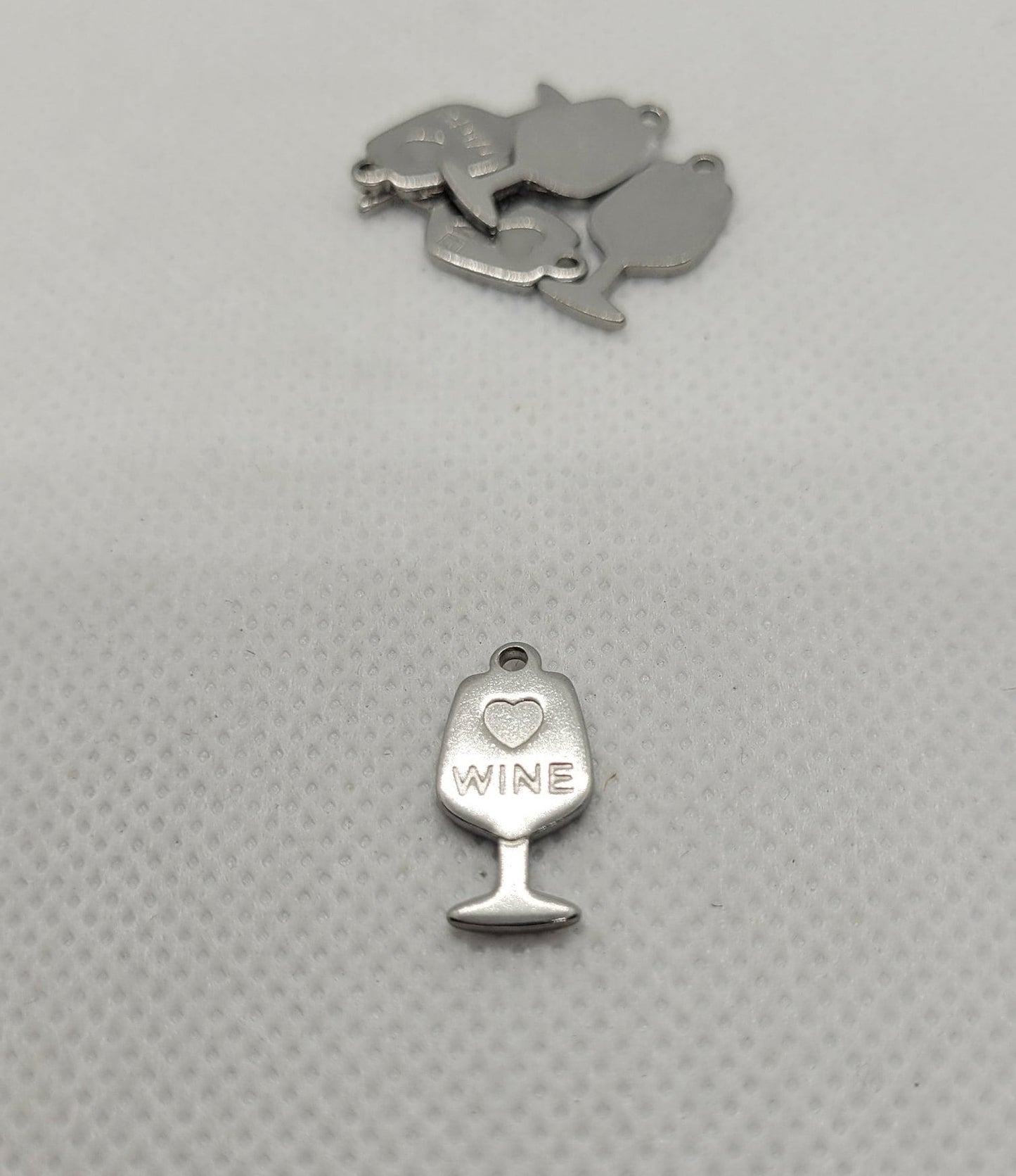Wine Glass Charms, 5 pieces, 201 Stainless Steel Pendants, I Love Wine Charms, Silver, 18x9x1mm, Hole 1mm, optional jump rings