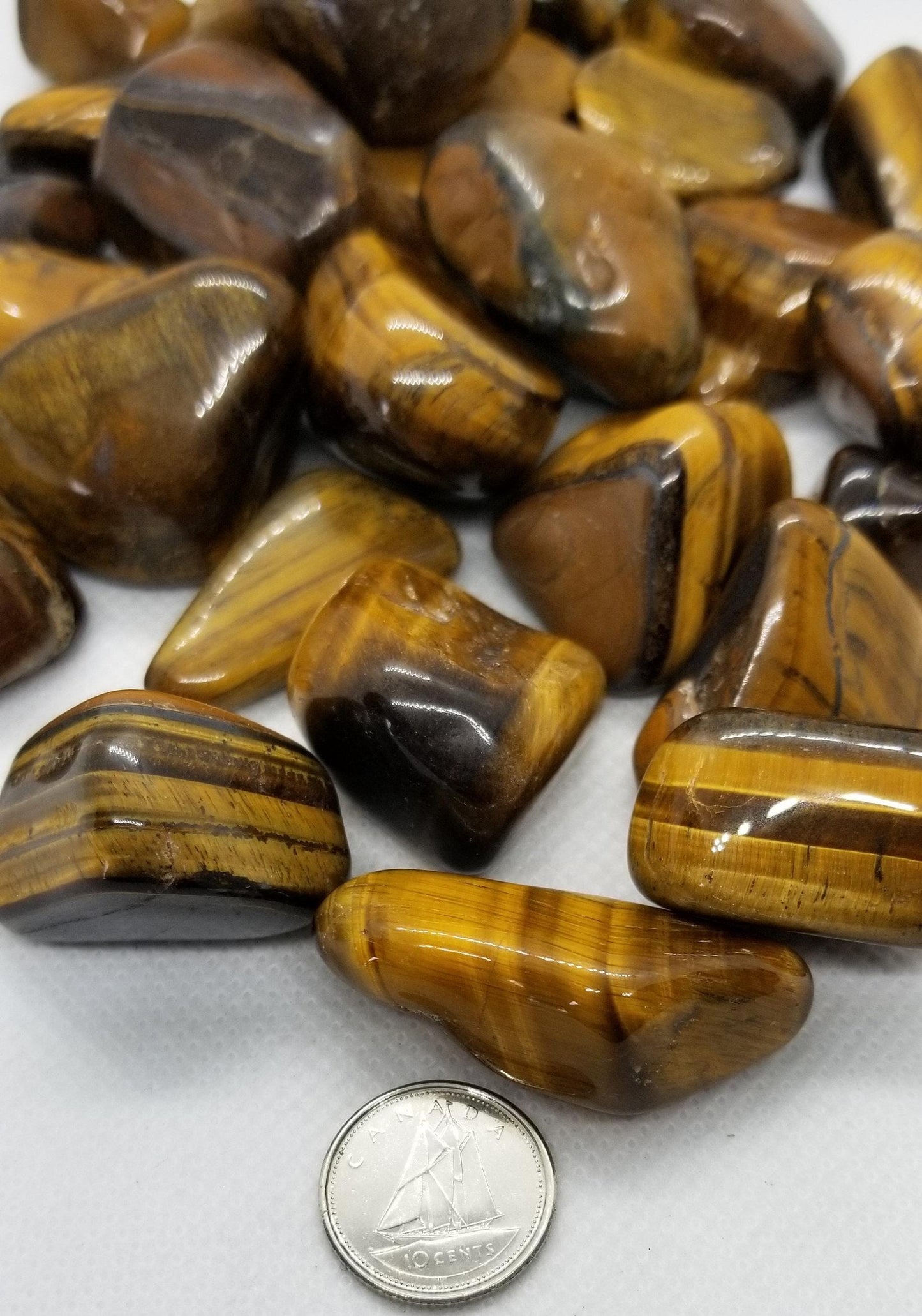Natural Gold Tigers Eye Tumbled Stones, 1 piece, Stunning Colour Depth, Real Gemstone, Wire wrapping Pendants