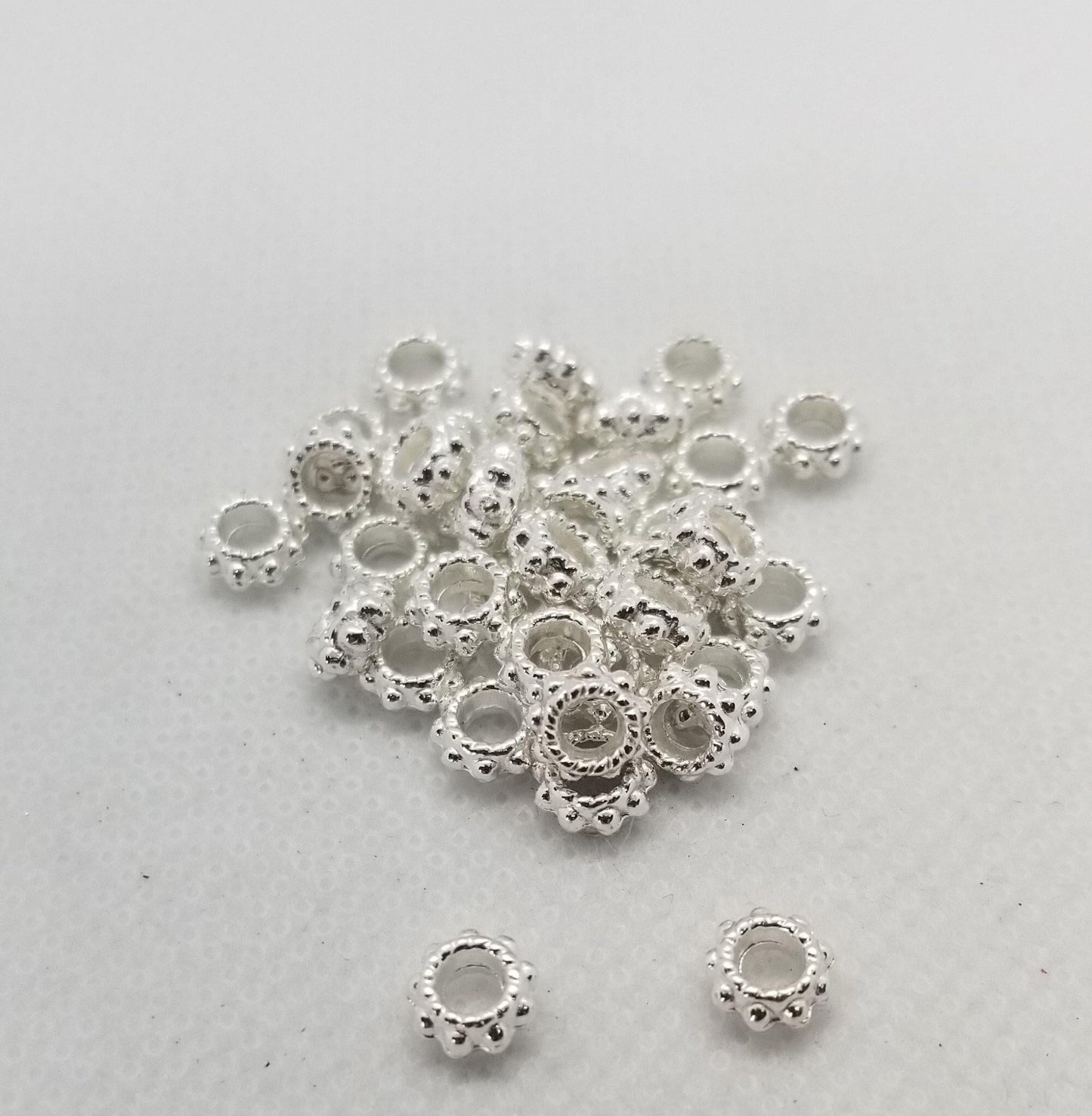 20 pieces Bright Silver Rondelle Spacer Bead, Tibetan Style Alloy, Lead, Cadmium Free, Donut, 6x3mm, hole 3mm
