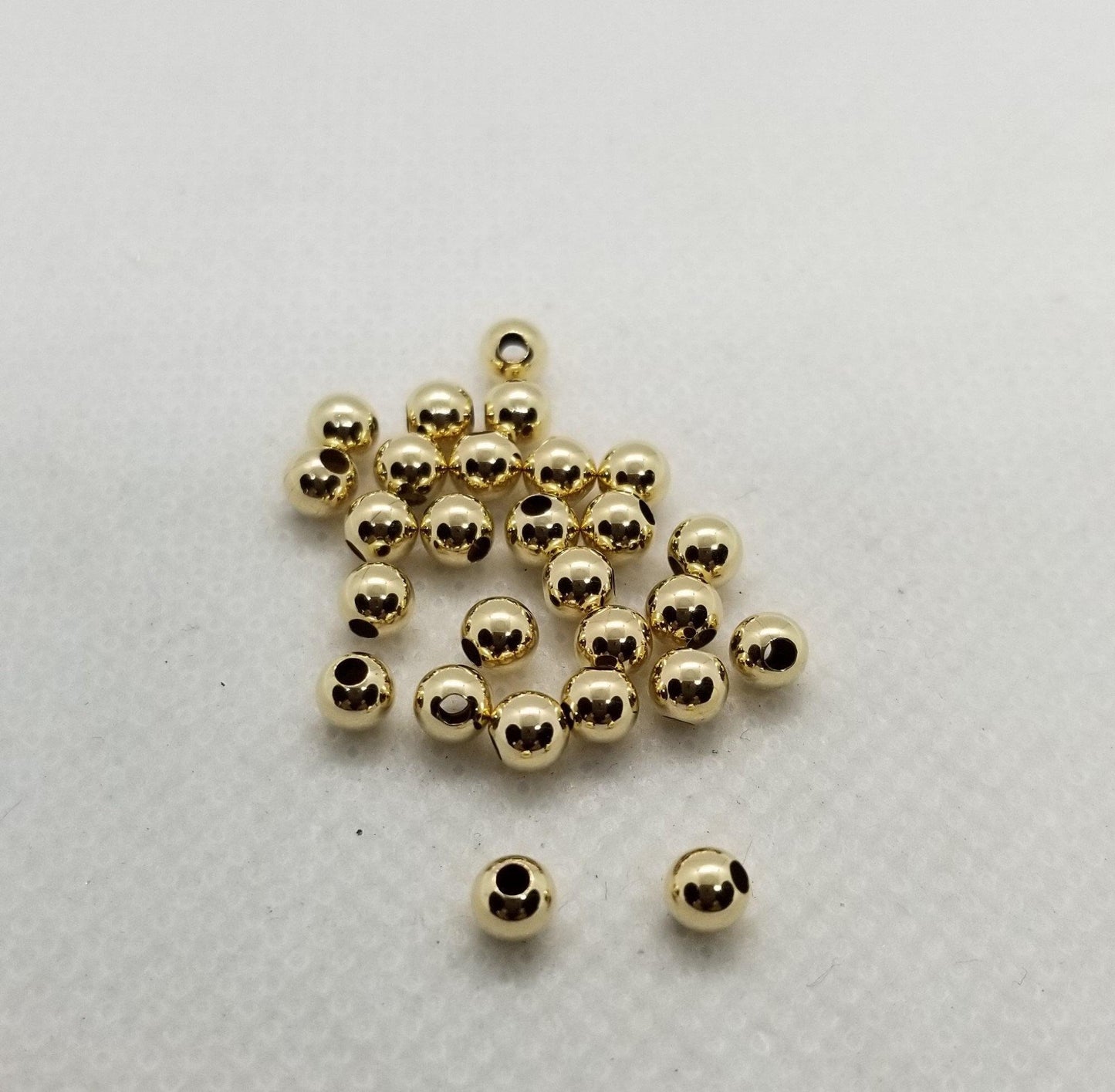 5 pieces 14k Gold Filled Beads, 1/20 14K Gold Filled, Cadmium, Nickel, Lead Free, Round, 4mm, Hole 1.4~1.5mm