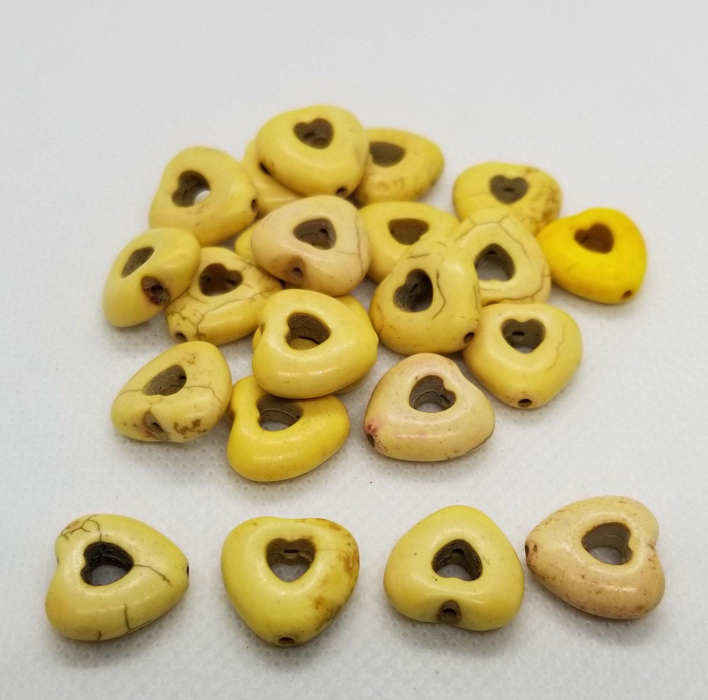5 pieces Yellow Turquoise Heart Beads, Synthetic Turquoise Stones, Dyed, 15x15x5mm, Hole 1.5mm